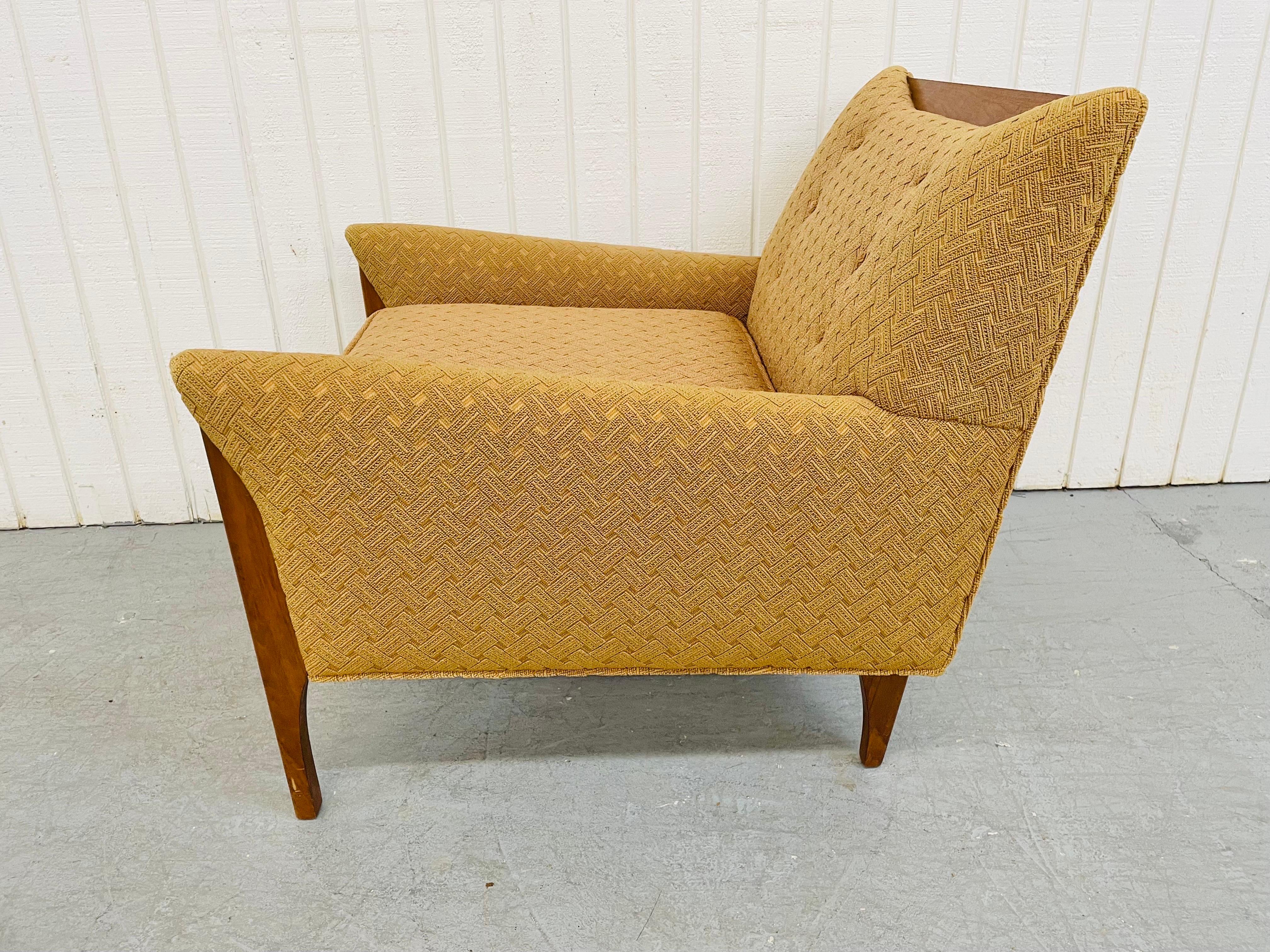 American Mid-Century Kroehler Style Walnut Arm Chair