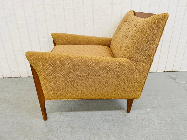Mid-Century Kroehler Style Walnut Arm Chair For Sale at 1stDibs