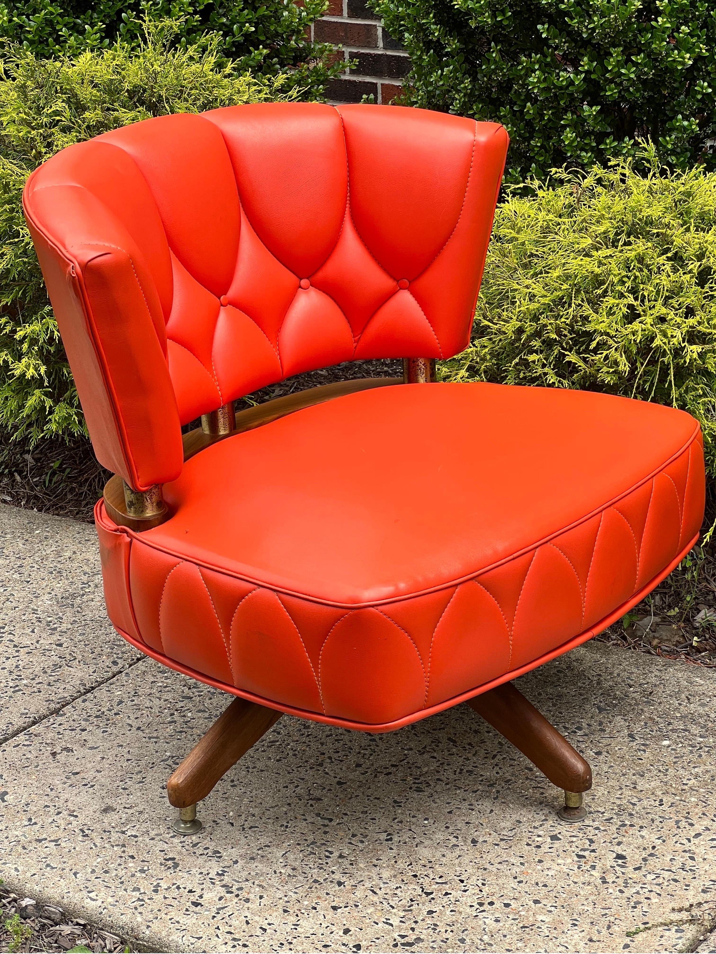 Mid Century Kroehler Swivel Slipper Chair, 1962 For Sale 3