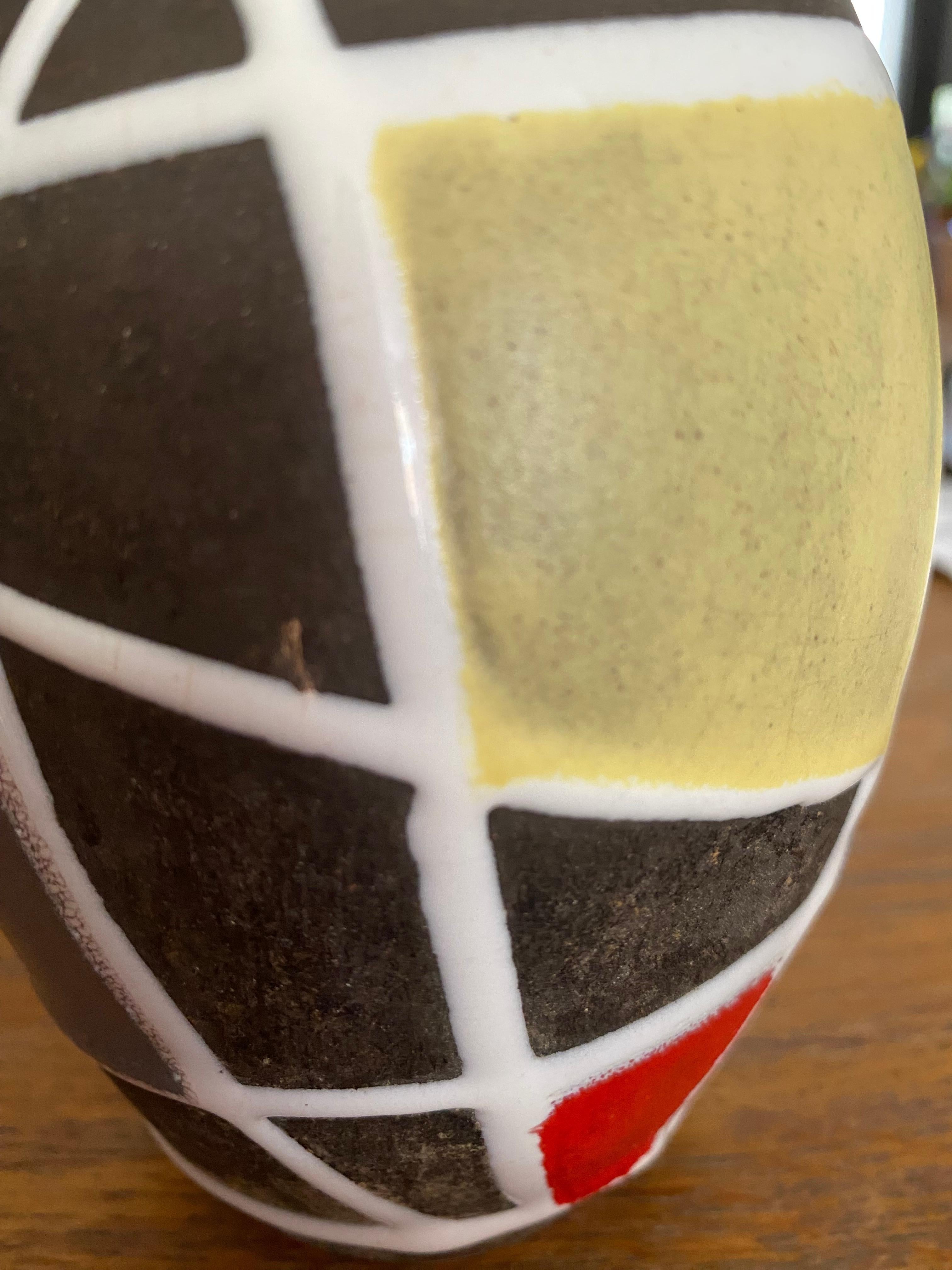 Vaso 'Kuba' di metà secolo di Liesel Spornhauer per Schlossberg Keramik in vendita 3