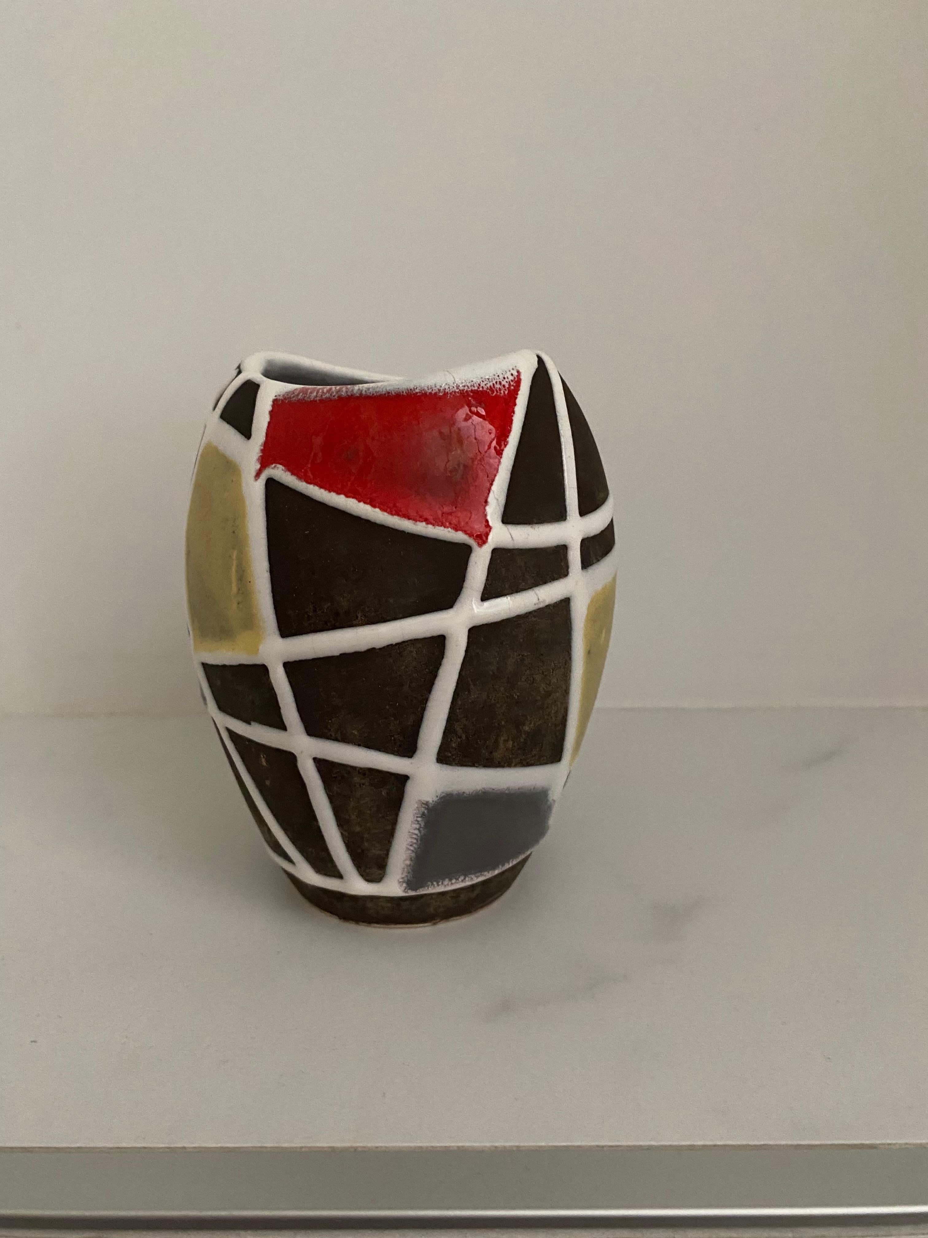 Vaso 'Kuba' di metà secolo di Liesel Spornhauer per Schlossberg Keramik In condizioni buone in vendita a Waddinxveen, ZH