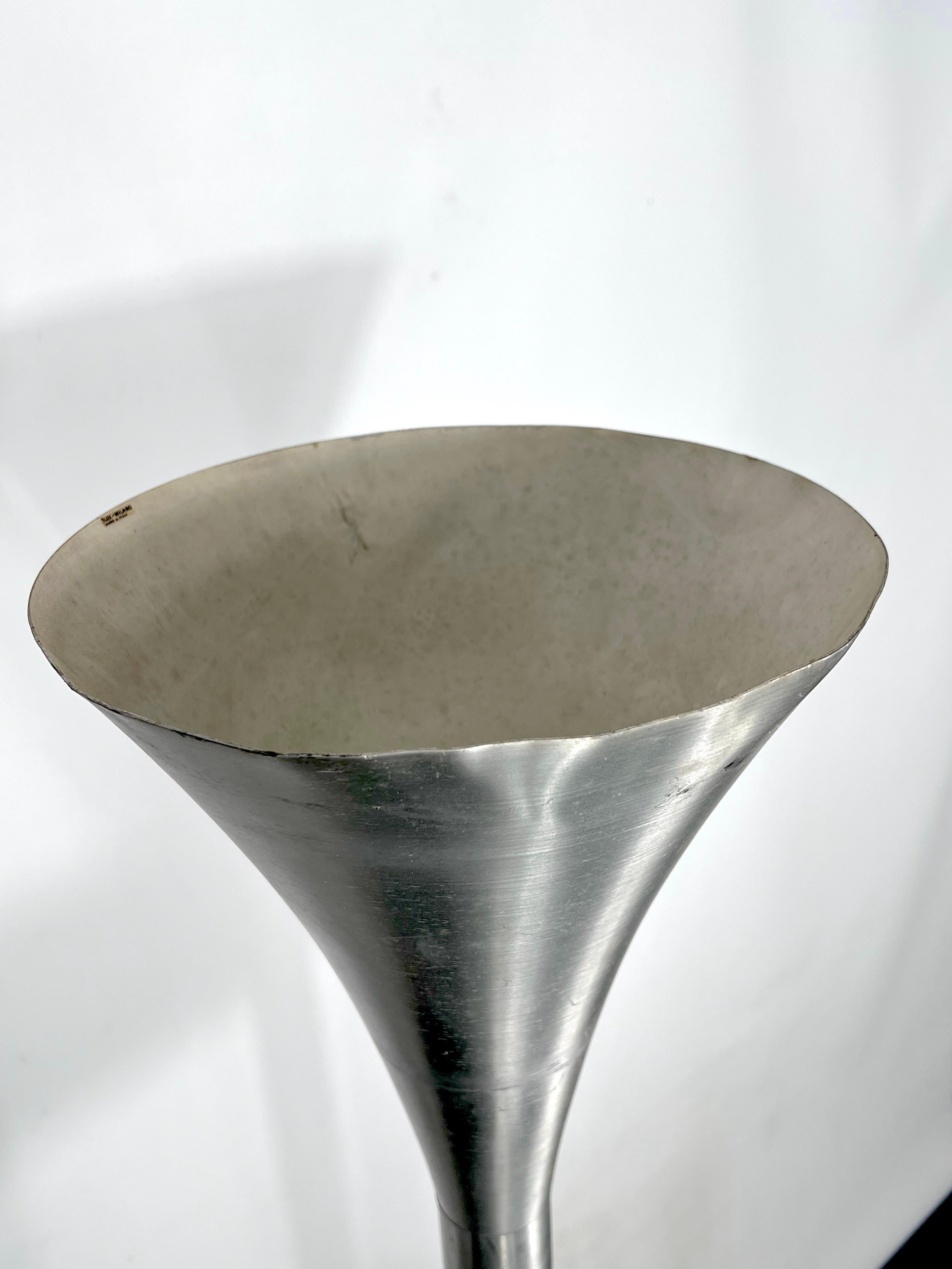 Lampadaire Luminateur en aluminium étiqueté du milieu du siècle dernier par Stilux Milano en vente 3
