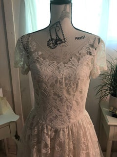 Mid-Century Lace and Tulle Wedding Dress/Gown XS w/Bag and Garter