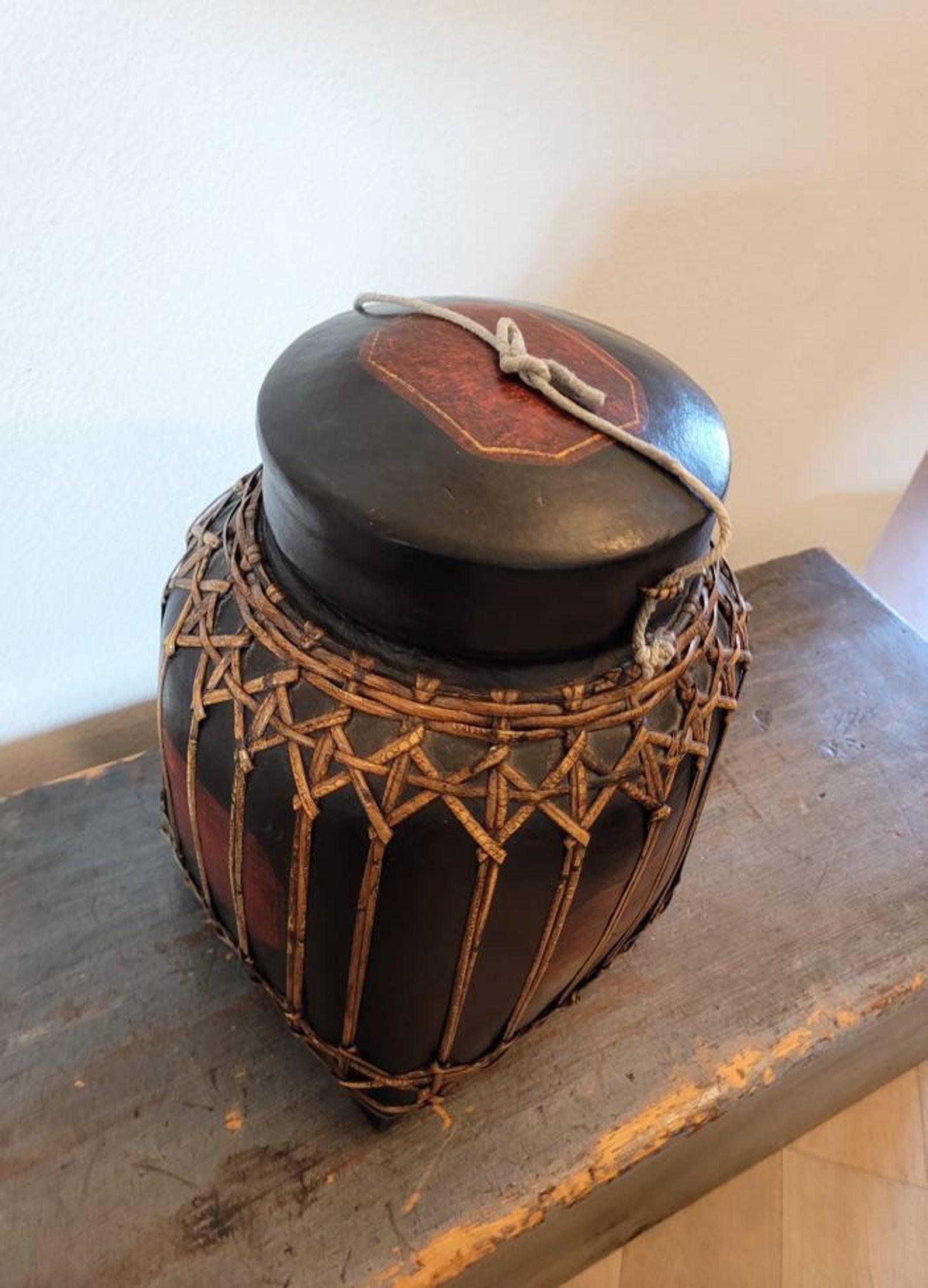 A large vintage Burmese / Northern Thai lacquered bamboo rice basket lidded food storage container. 

Highly decorative, warm, rustic and attractive, this remarkable Southeast Asian rice basket has the wow factor for most impressive oversized