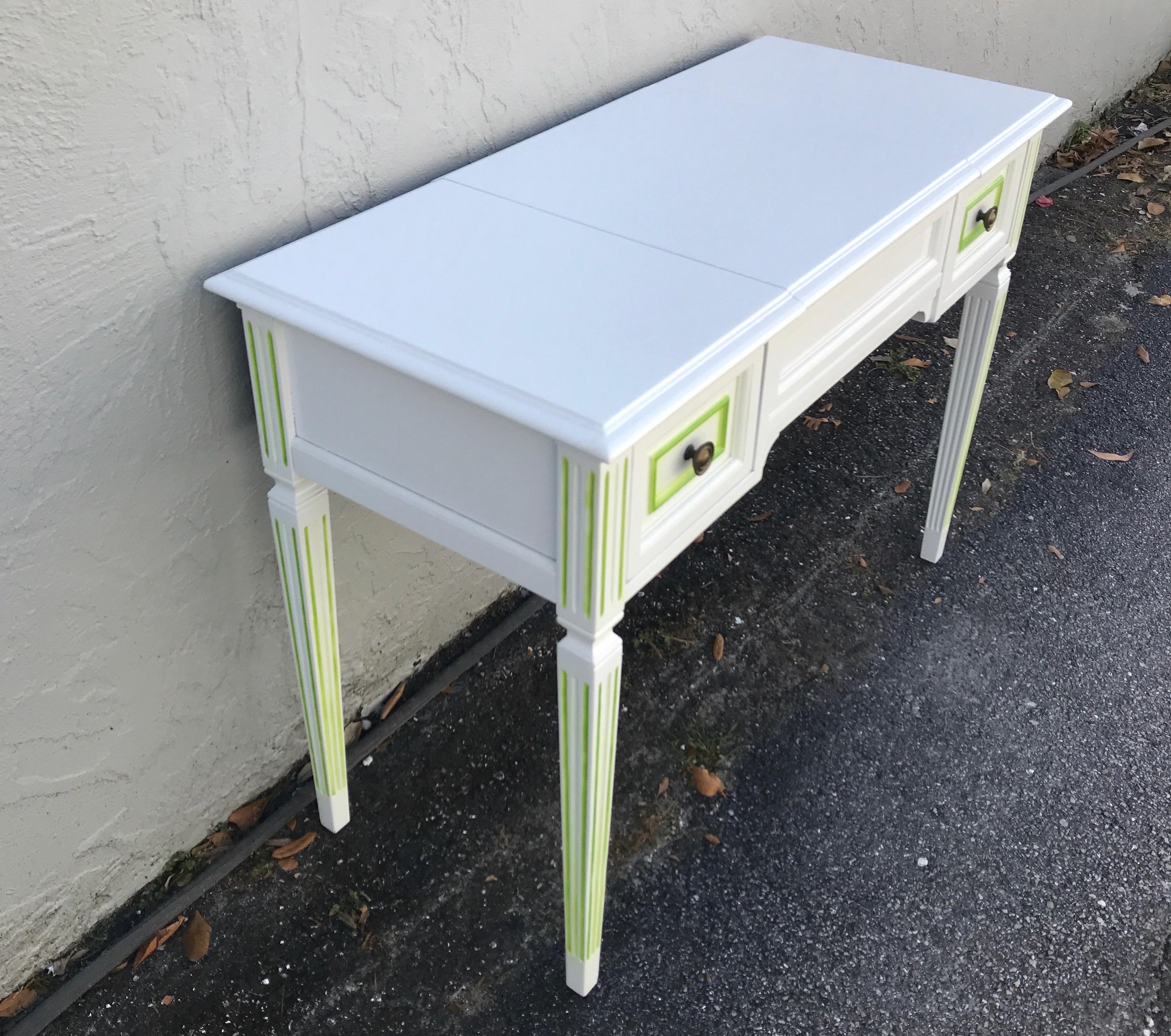 Mid Century Lacquered Louis XVI Style Dressing Table In Good Condition For Sale In West Palm Beach, FL