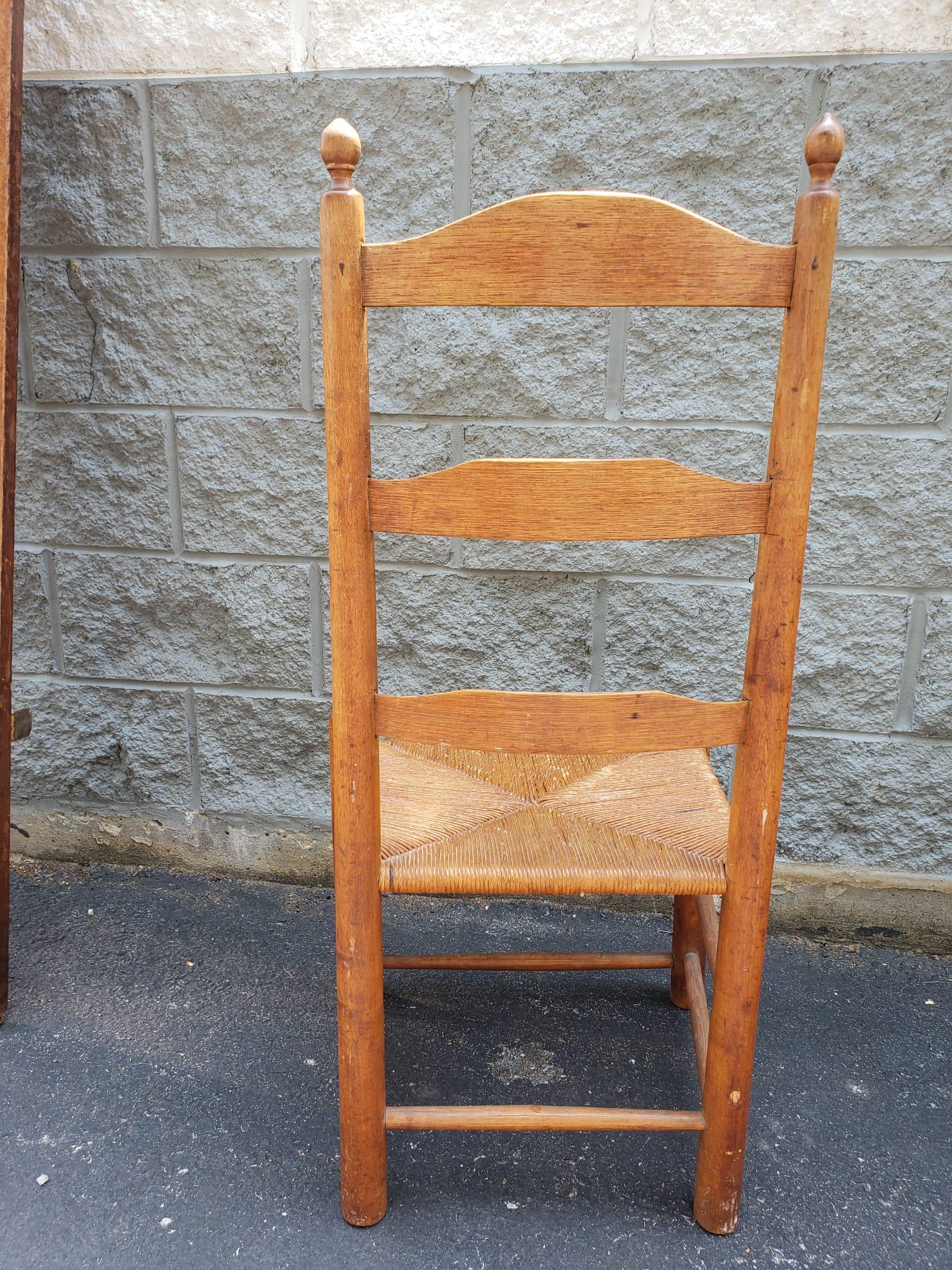 Mid Century Ladder Back Maple and Rush Seat Side Chair In Good Condition In Germantown, MD