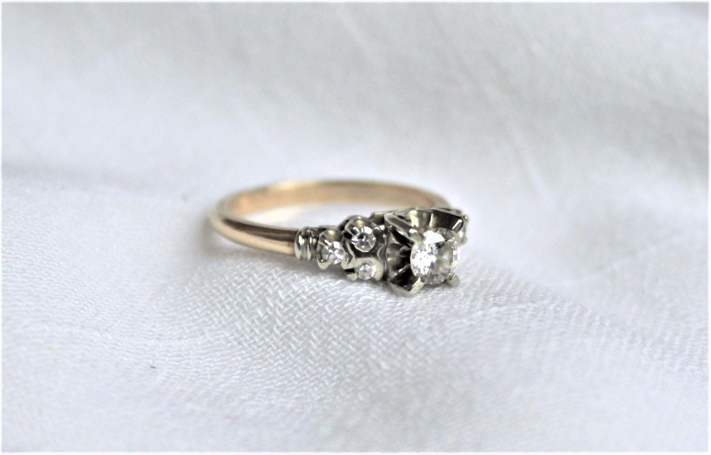 Mid Century Ladies 14-Karat Yellow & White Gold & Diamond Wedding Ring Set In Good Condition In Hamilton, Ontario