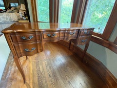 Mid-Century Ladies Desk or Writing Table by Sligh-Lowry