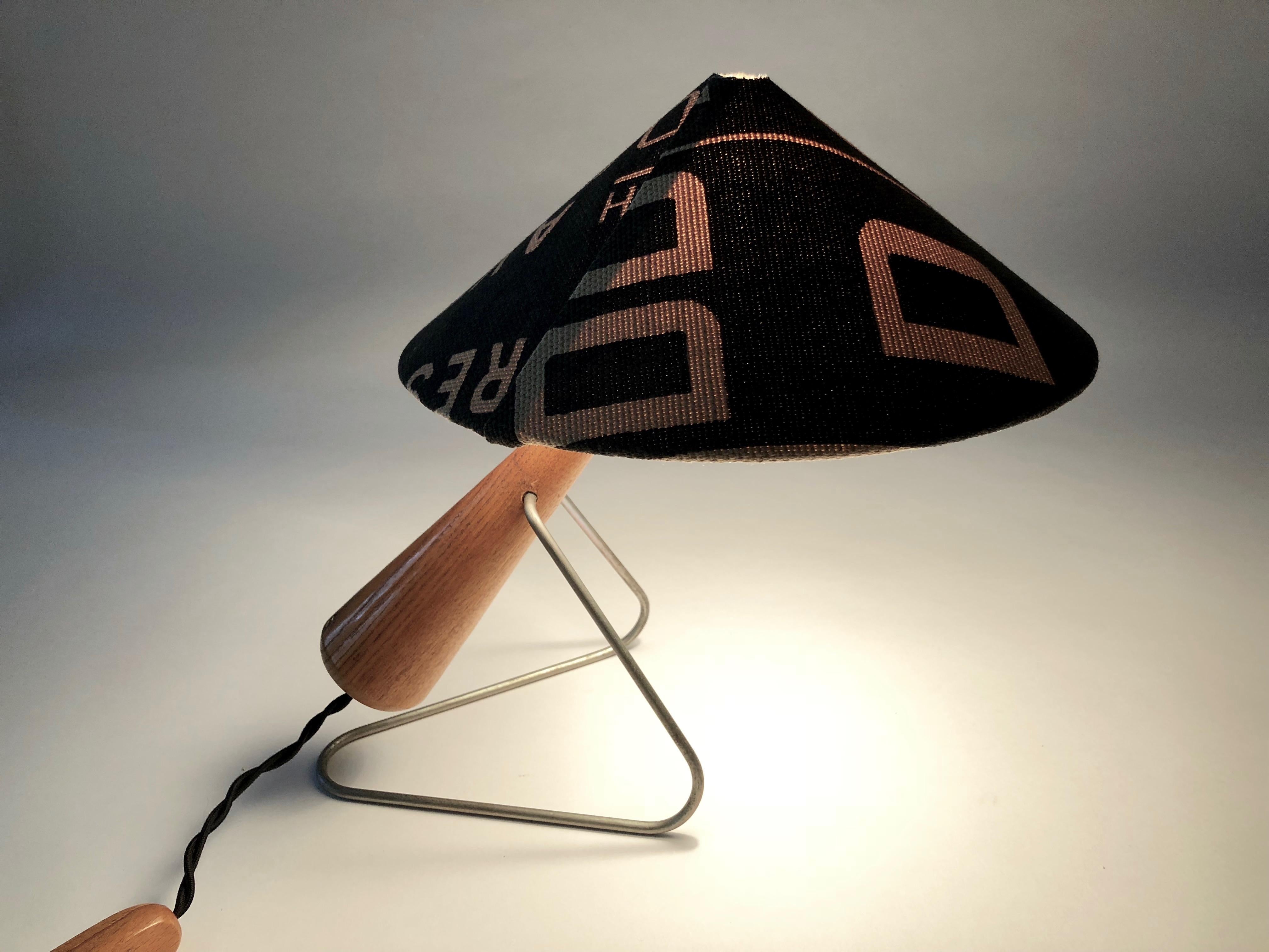Midcentury Lamp with Shade in Martin Andrew Linen 6