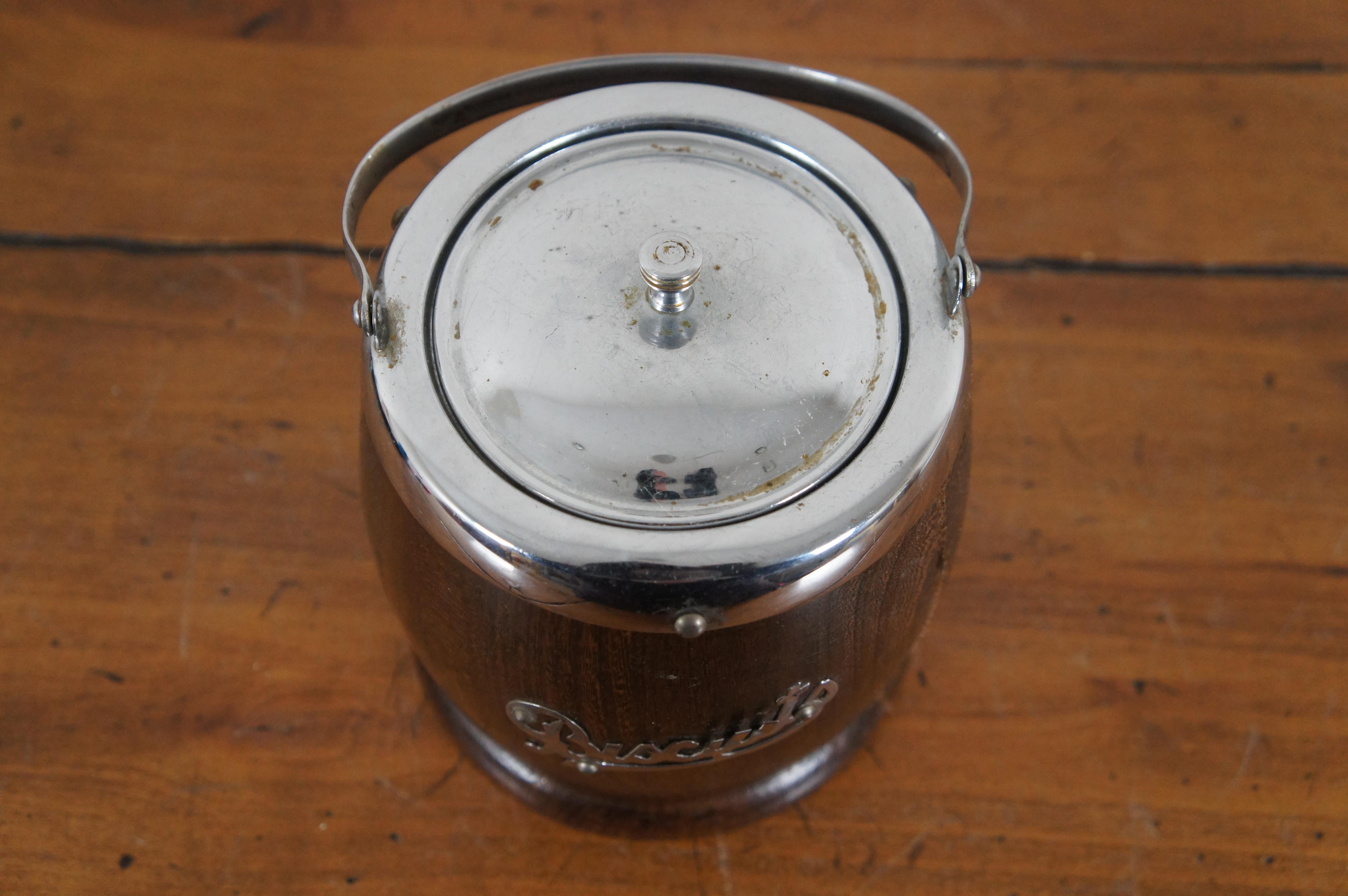 Mid Century Lancraft Woodware Biscuit Barrel Oak & Chrome Tea Caddy with Liner In Good Condition In Dayton, OH
