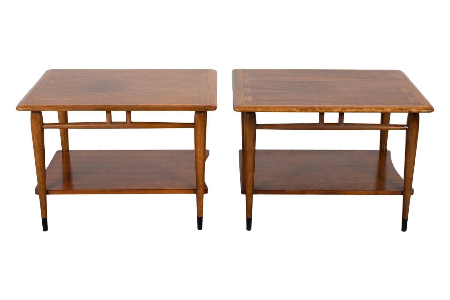 American Mid-Century Lane Acclaim Dovetail End Tables Pair For Sale