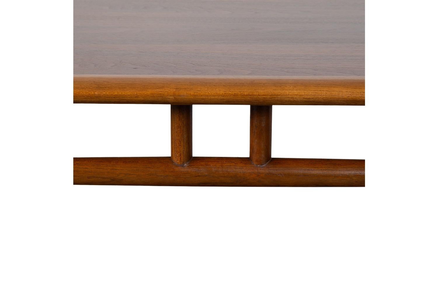 Mid-Century Lane Acclaim Dovetail End Tables Pair For Sale 1