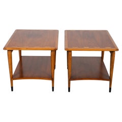 Mid-Century Lane Acclaim Schwalbenschwanz End Tische Paar