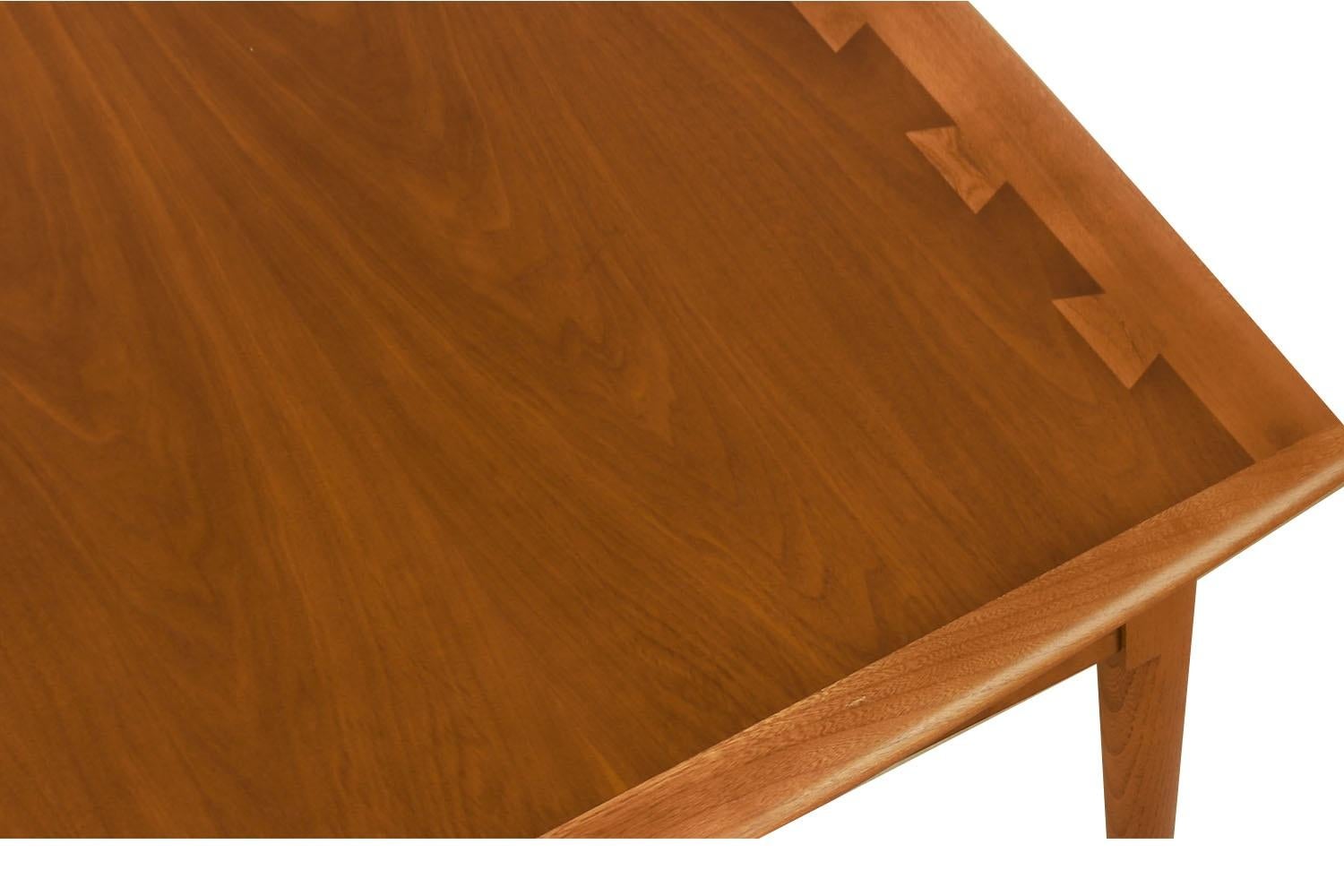 Walnut Mid-Century Lane Acclaim Dovetail Expandable Dining Table  For Sale