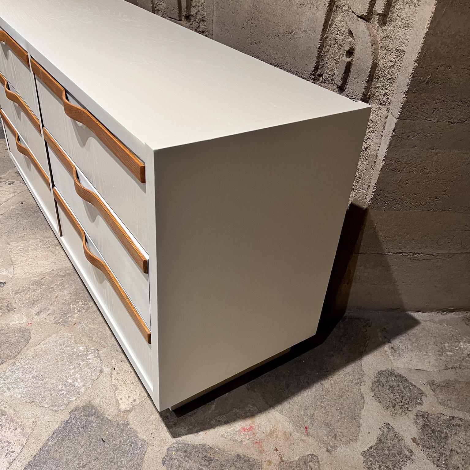 Mid Century Lane Altavista Sculptural Bent Oak Double Dresser 1960s For Sale 3