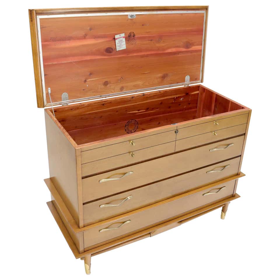1970s Lane Cedar Chest 5 For Sale on 1stDibs lane cedar chest 1970s
