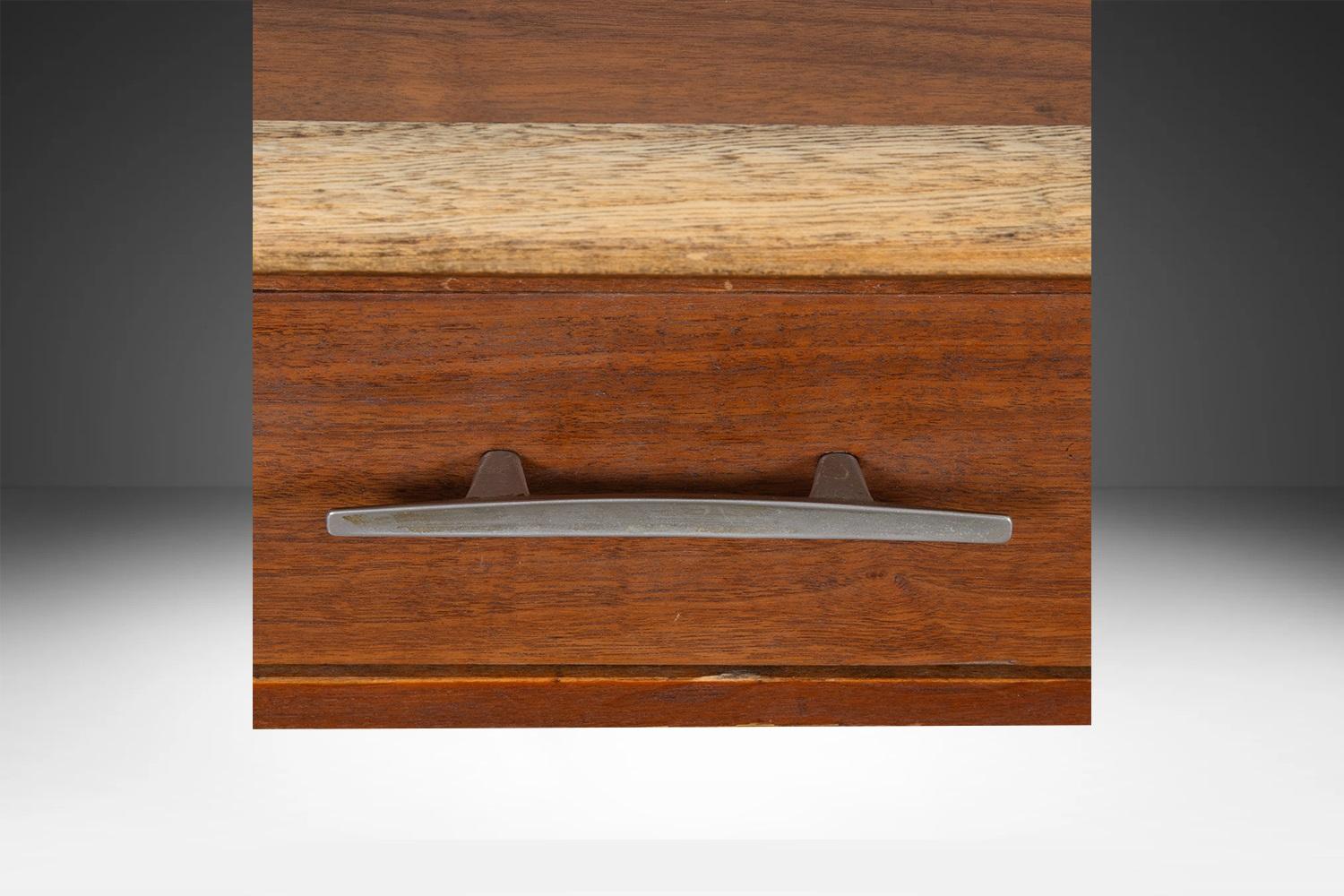 Mid-Century Lane Beistelltisch Nachttisch (Mitte des 20. Jahrhunderts)