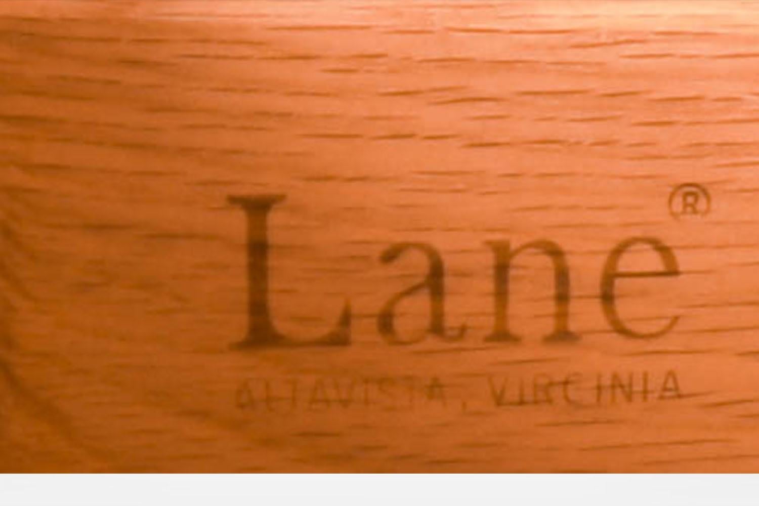 Comò a nove cassetti in noce Mid-Century Lane's in vendita 4