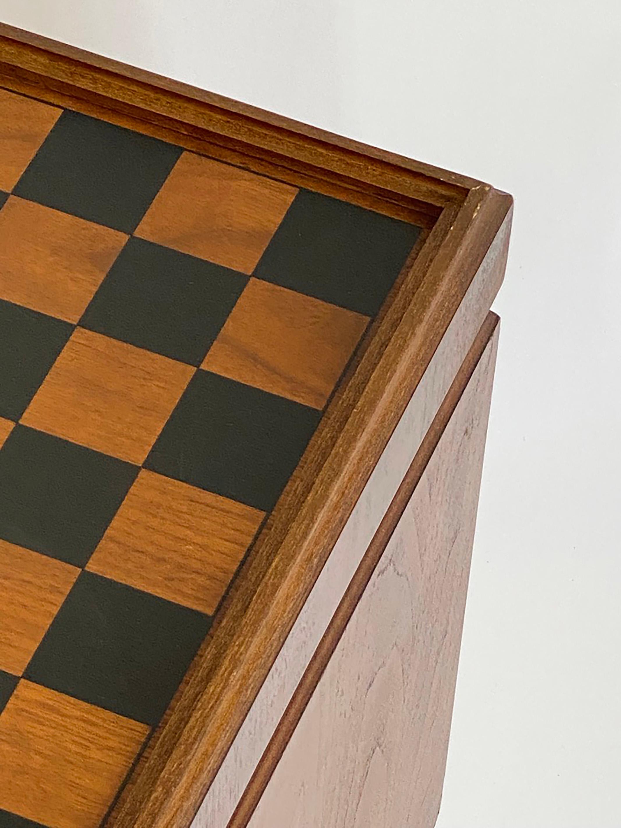 Mid-Century Lane Walnut Storage Cube Ottoman with Reversible Chessboard For Sale 5