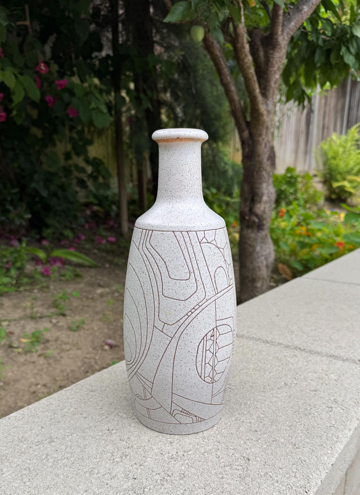 Vase en céramique émaillée Lapid Sgraffito du milieu du siècle, années 1960 2