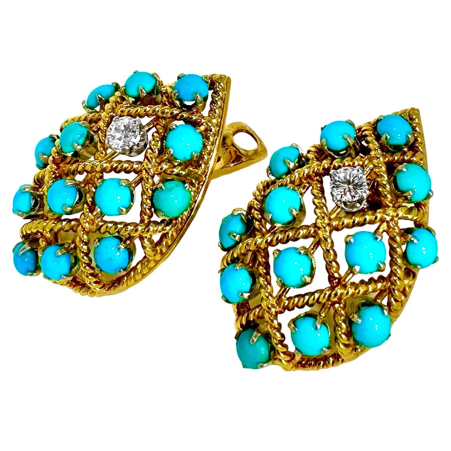 Mid-Century, Large, 18k Yellow Gold, Turquoise and Diamond Clip On Earrings  In Good Condition For Sale In Palm Beach, FL