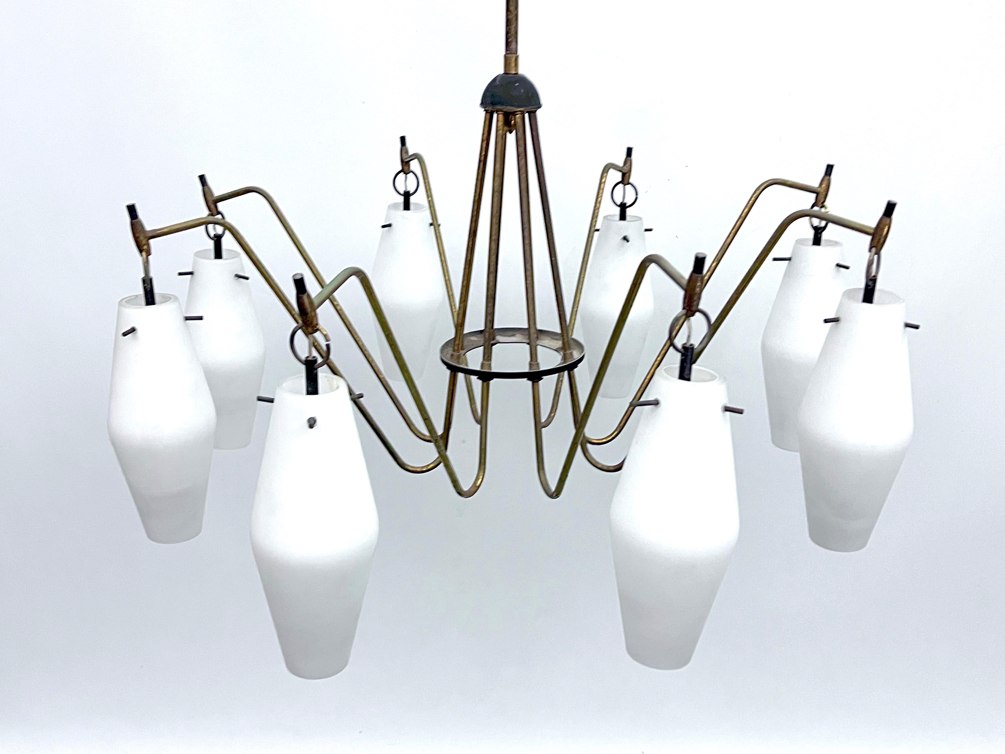 20th Century Mid-Century Large 8 arms Arredoluce manner chandelier. Italy 1950s For Sale
