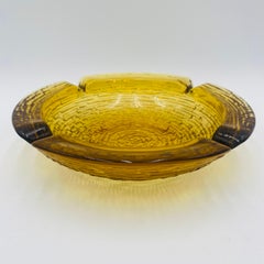 Mid Century Großer Bernstein Glas Aschenbecher von Anchor Hocking