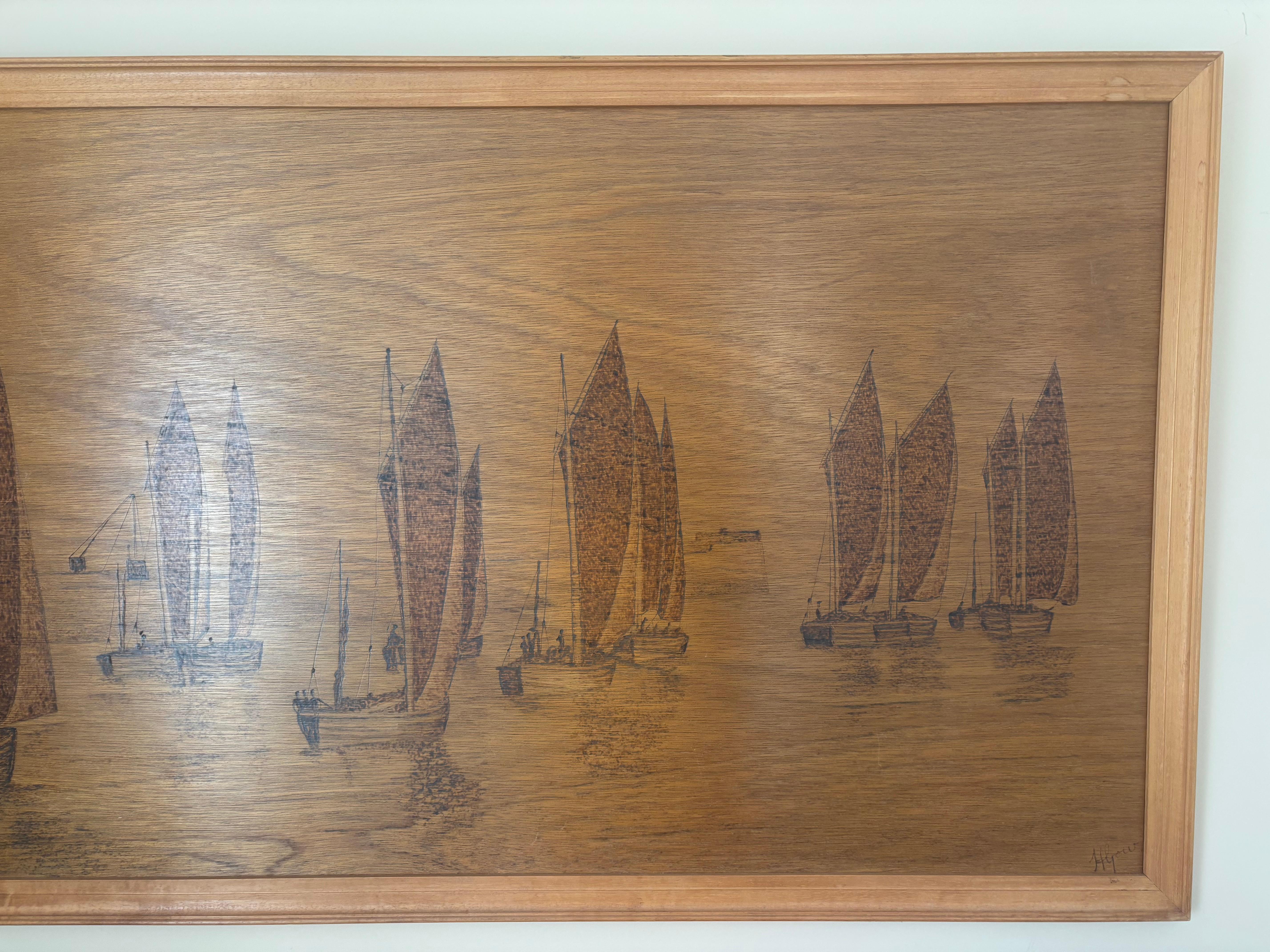 Mid Century Large Arts And Crafts Pyrographie Fischereiflotte Schiffe, signiert (Britisch) im Angebot