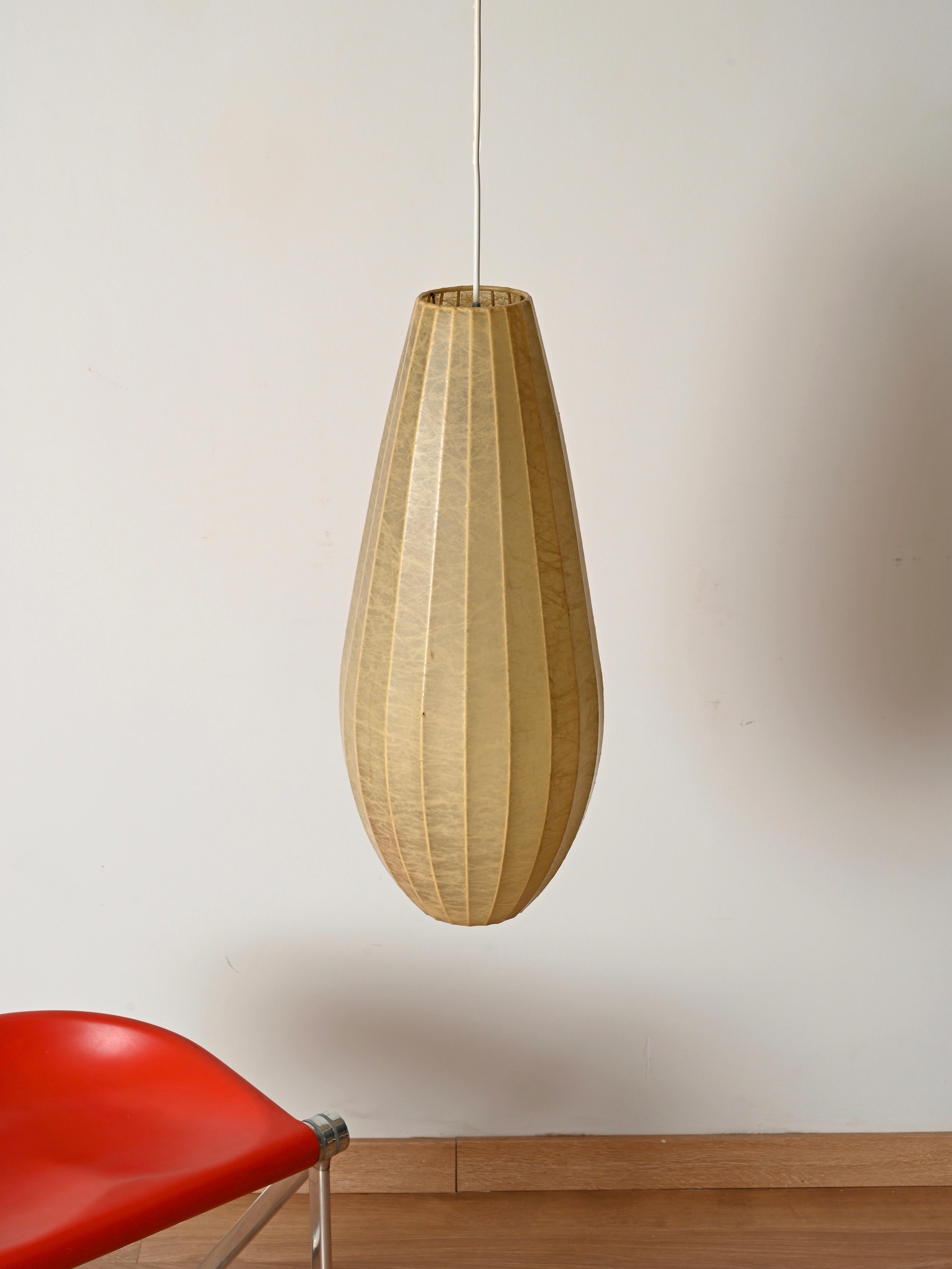 Colgante italiano de mediados de siglo en forma de 