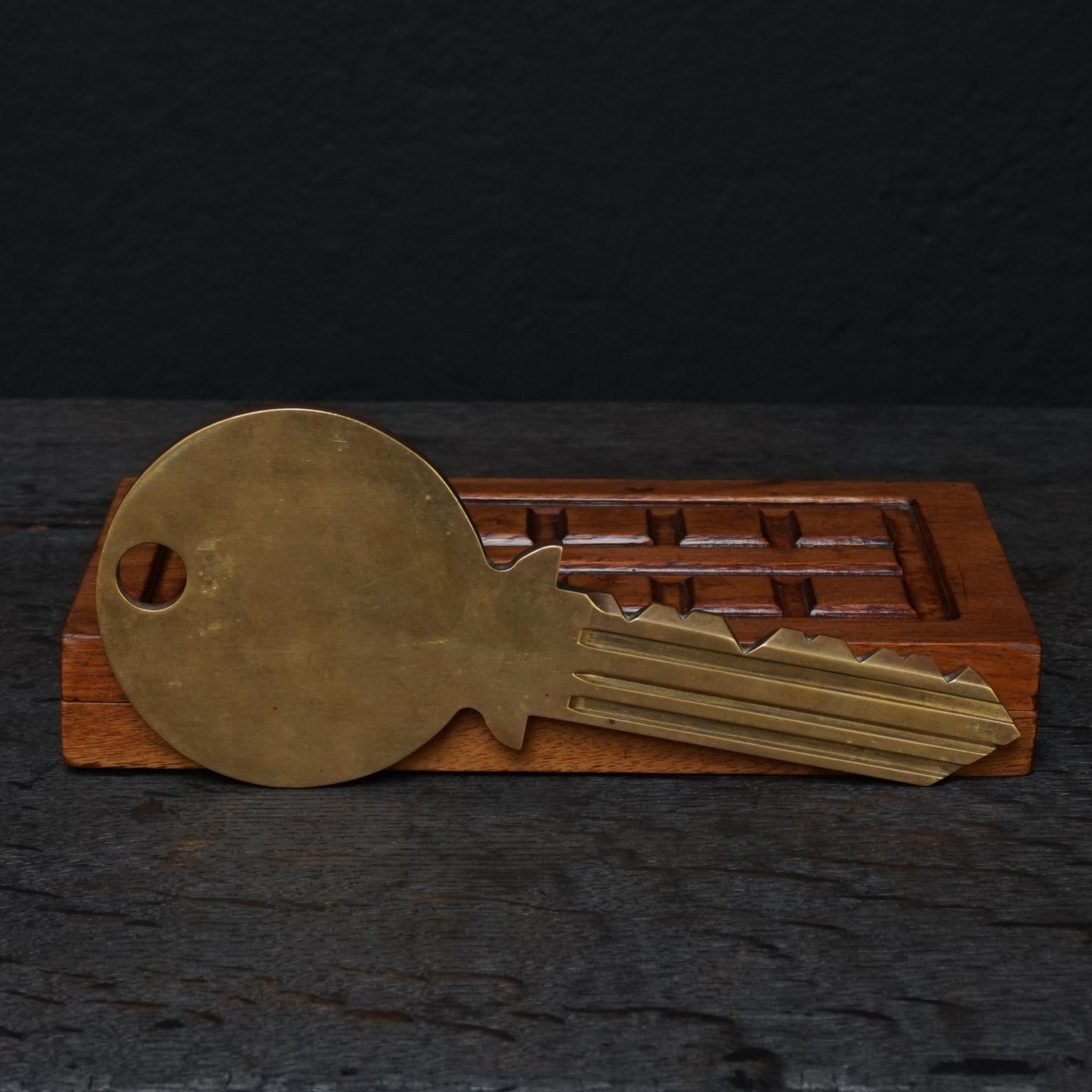 Midcentury Large Brass Key in Walnut Wood Flat Box Shaped as a Door For Sale 1