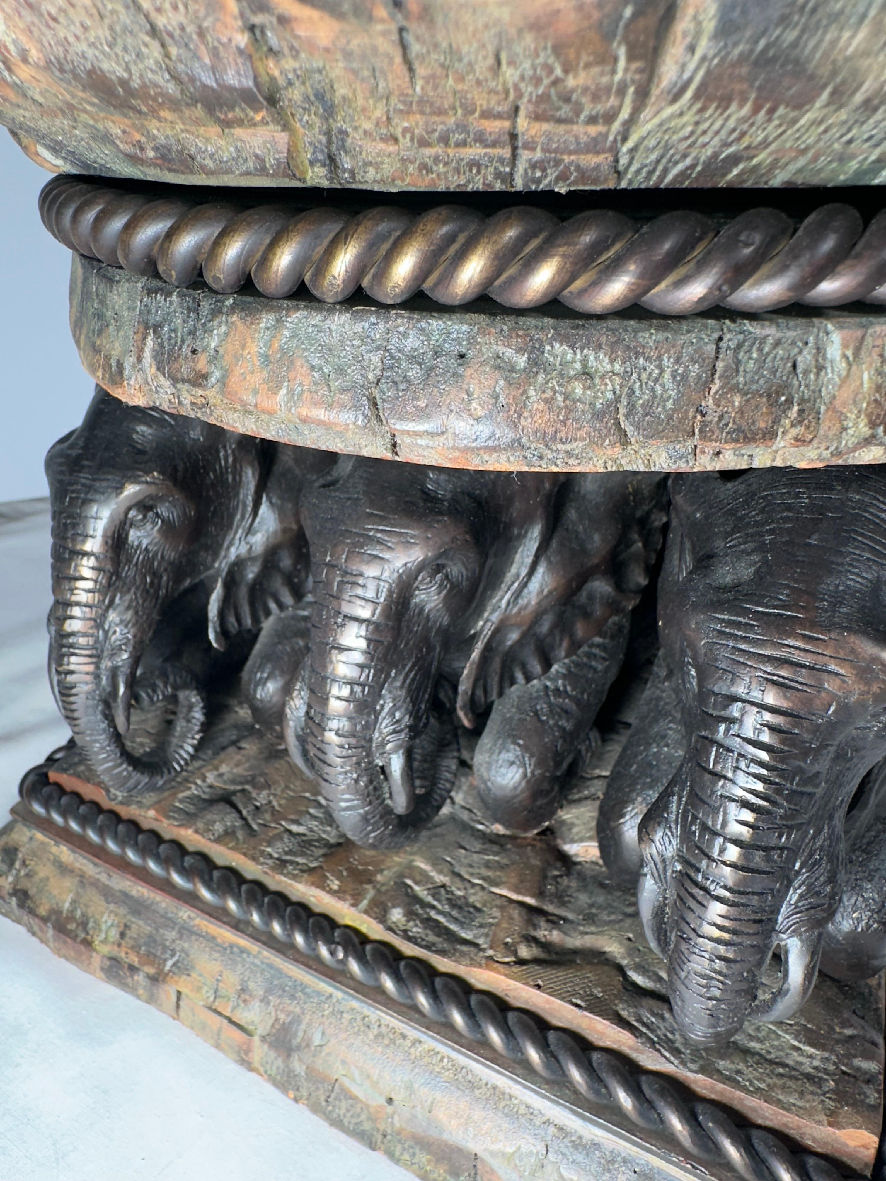 Mid-Century Large Bronze Elefant und Holz Schale Tafelaufsatz im Zustand „Gut“ im Angebot in Vero Beach, FL