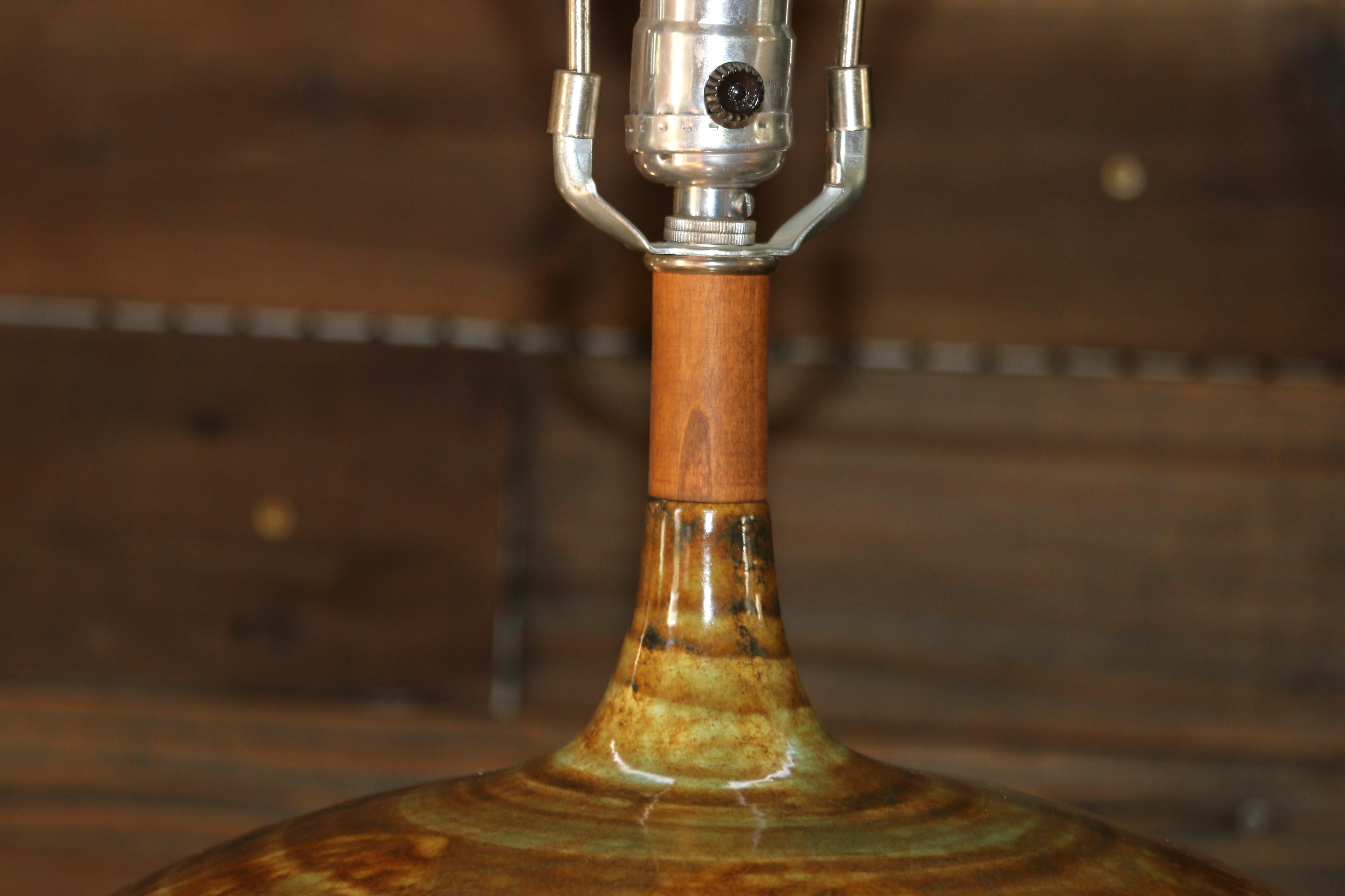 Grande lampe de table du milieu du siècle en céramique à glaçure goutte à goutte, années 1960 en vente 3