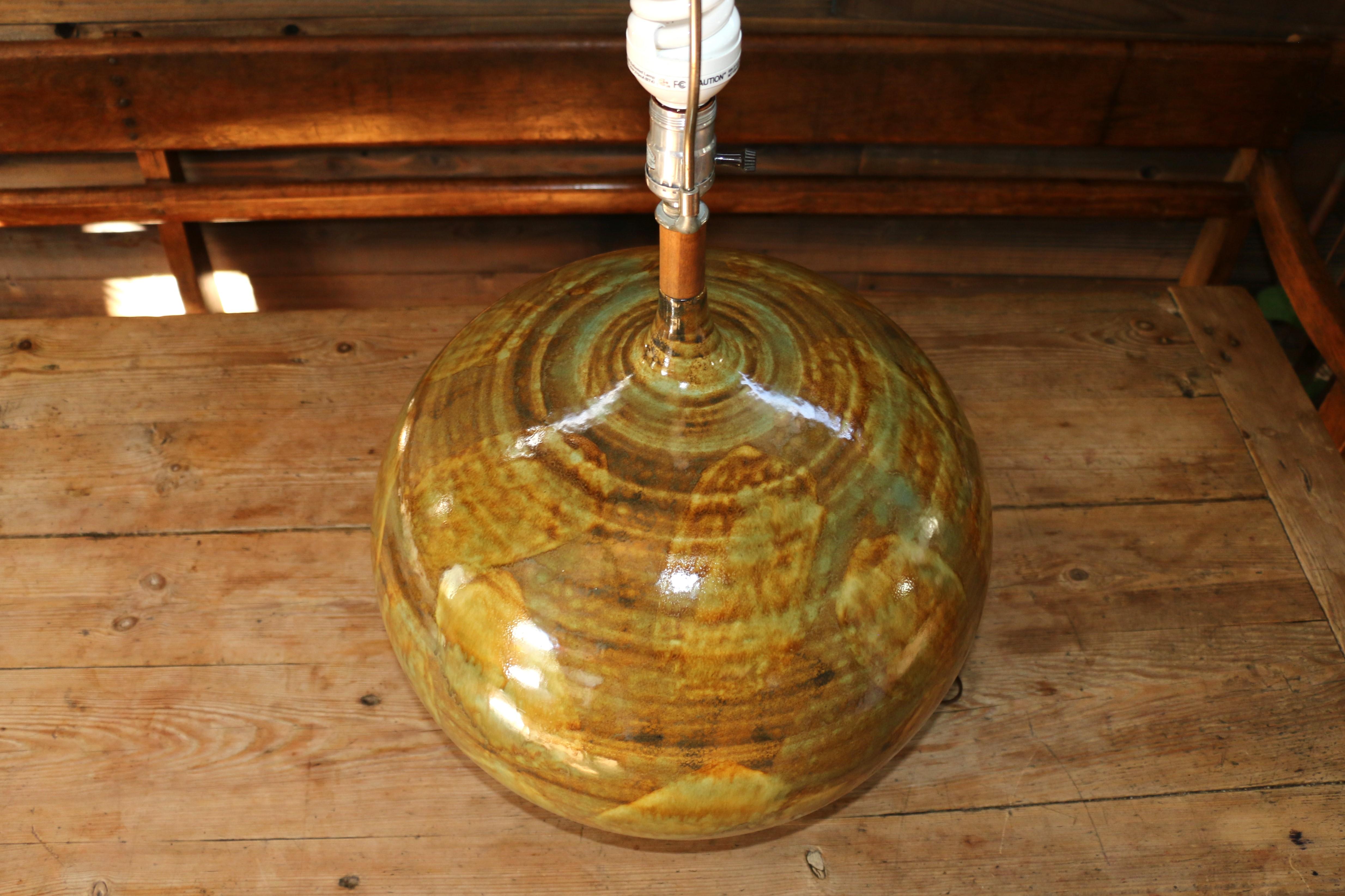 Grande lampe de table du milieu du siècle en céramique à glaçure goutte à goutte, années 1960 en vente 10