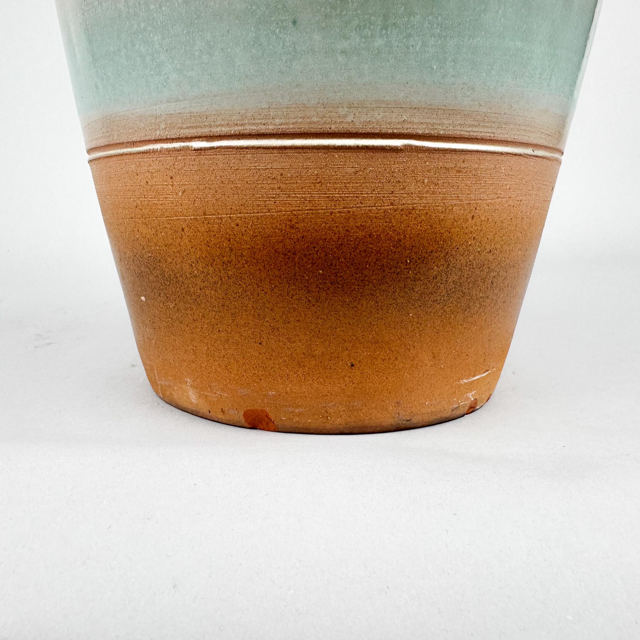 Vaso da terra in ceramica di grandi dimensioni della metà del secolo, Cecoslovacchia in vendita 1