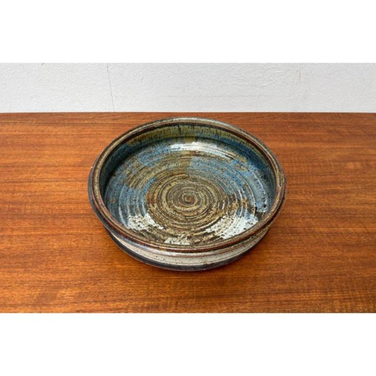 Mid-Century Large Danish Studio Pottery Bowl Attributed to Erik Askholm, 1960s For Sale 1