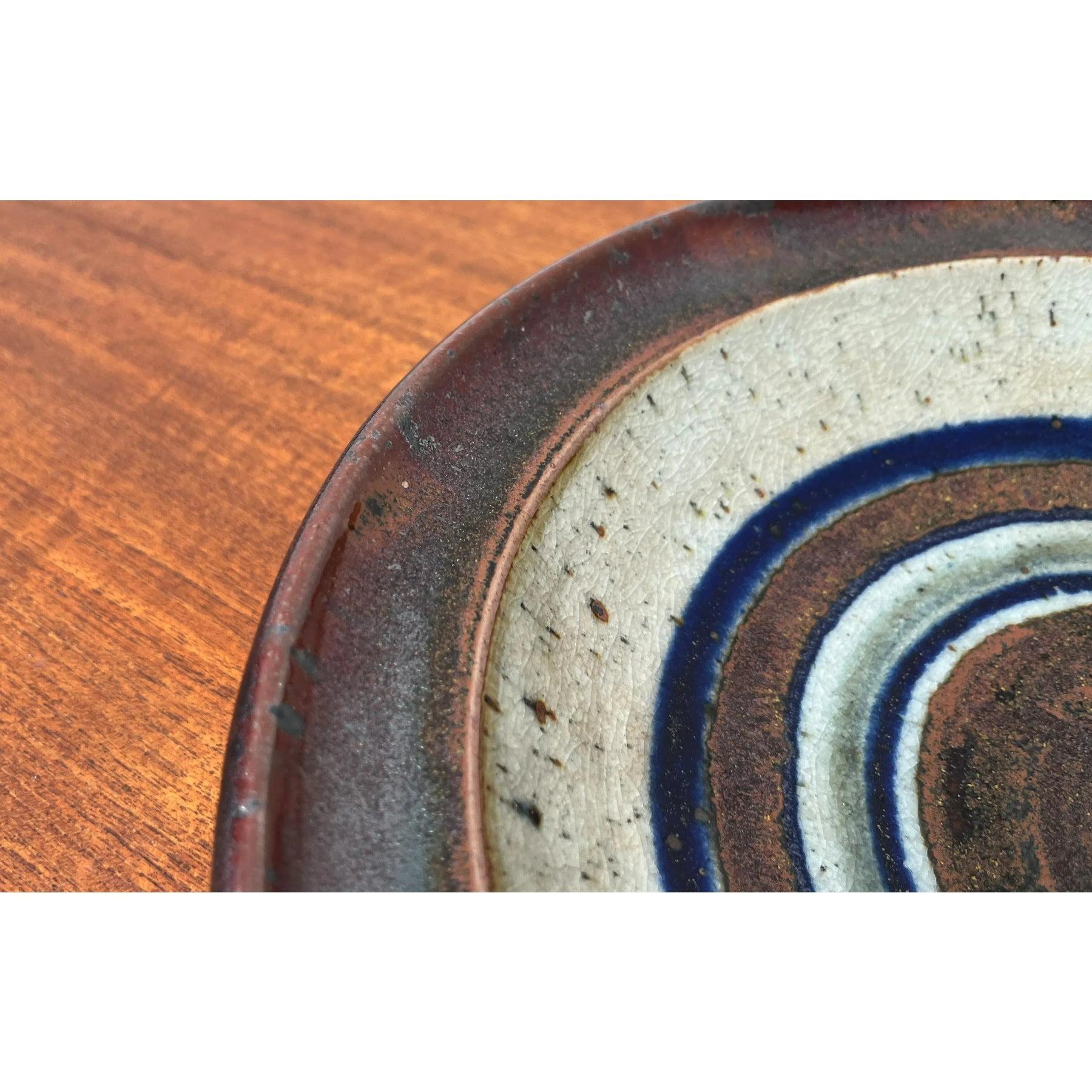 Mid-Century Large Danish Studio Pottery Bowl by Helle Allpass, Danmark, 1960s For Sale 4