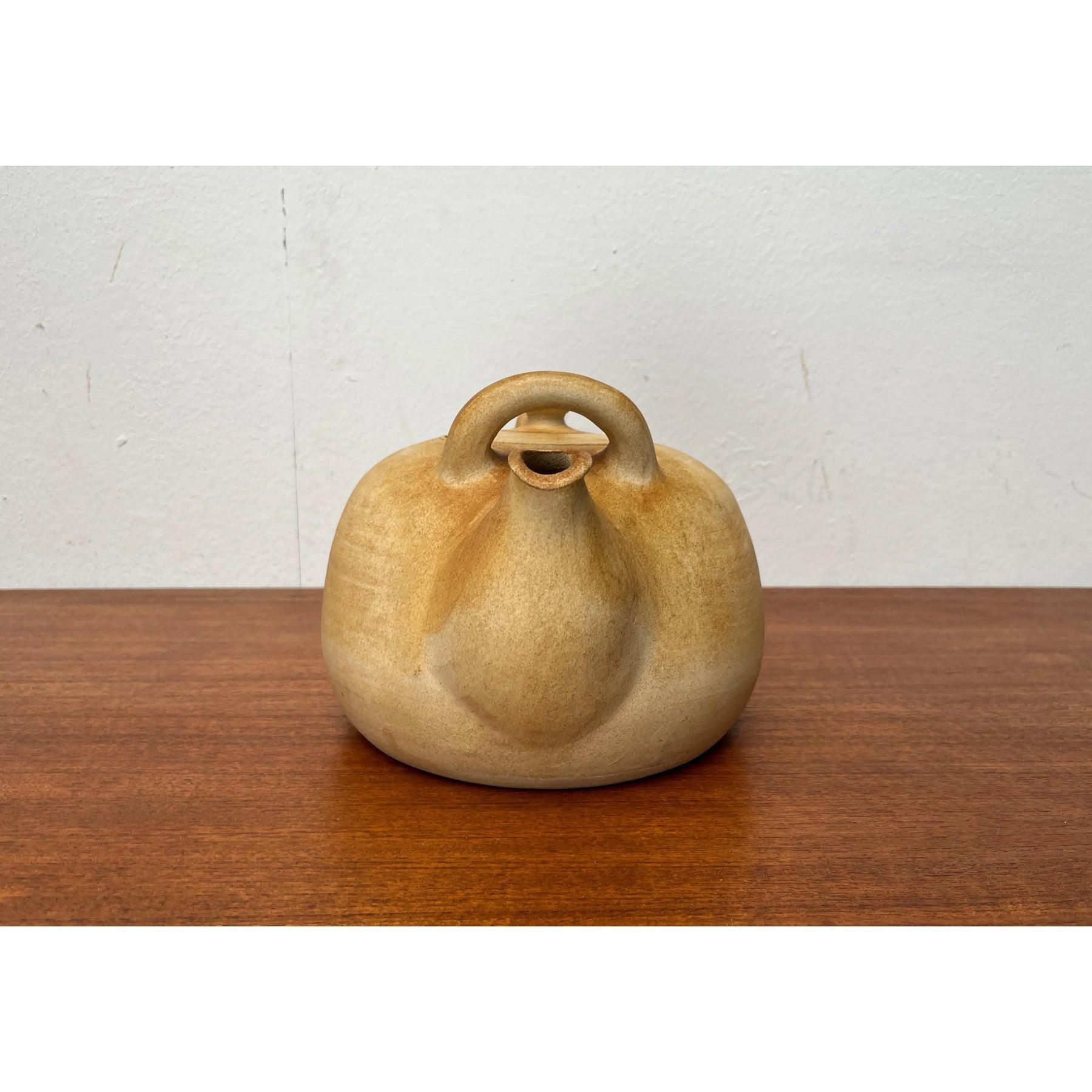 Mid-Century Large Danish Studio Pottery Teapot by Herman A. Kähler, 1960s (Keramik) im Angebot