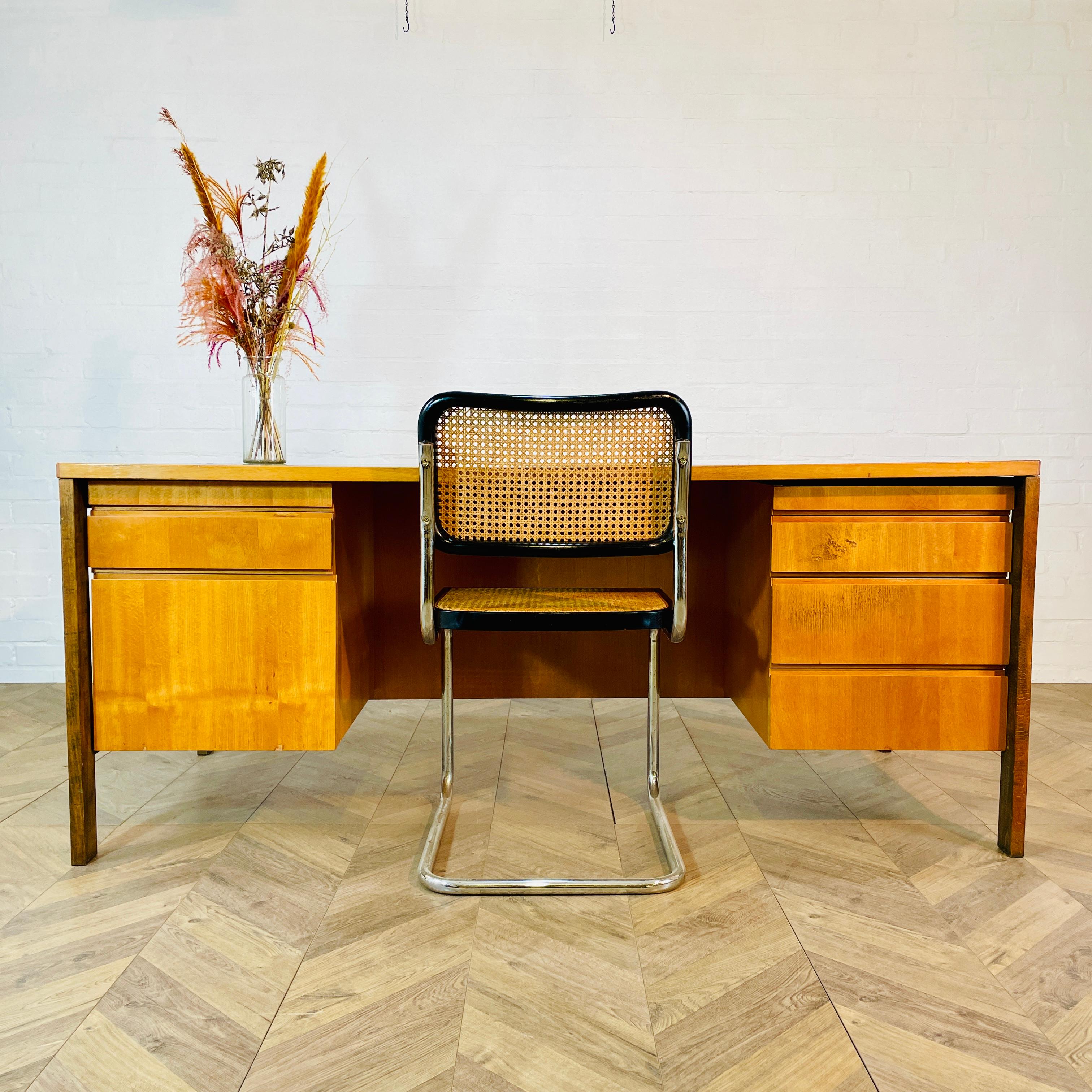 Mid-Century Large Desk By Jens Risom with Green Rixine Top, circa 1960s For Sale 8