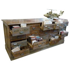 Mid Century Large Editorial
s Chest of Drawers