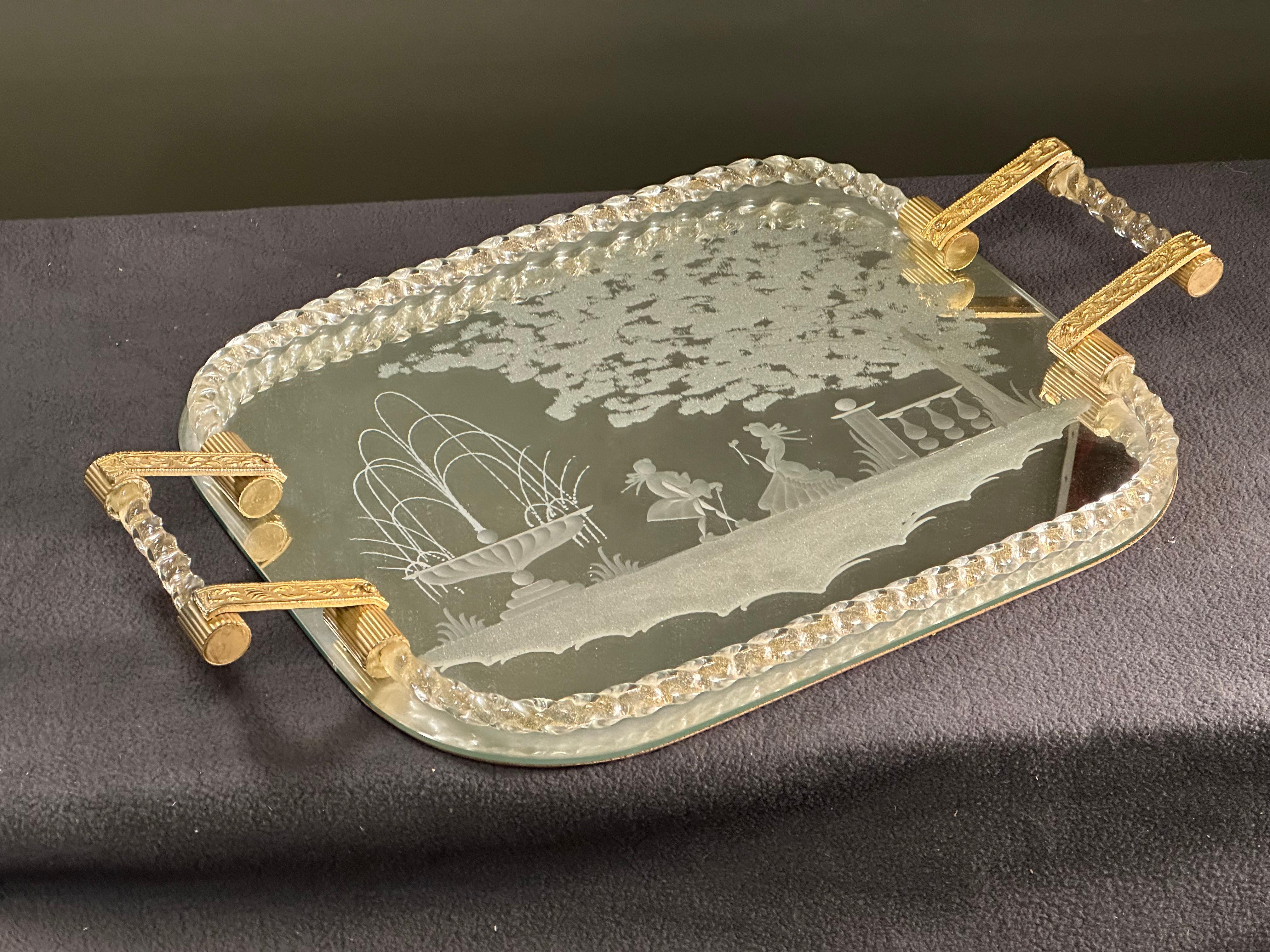 Großes graviertes Murano-Spiegel-Tablett aus der Jahrhundertmitte, Italien 1960 im Angebot 13
