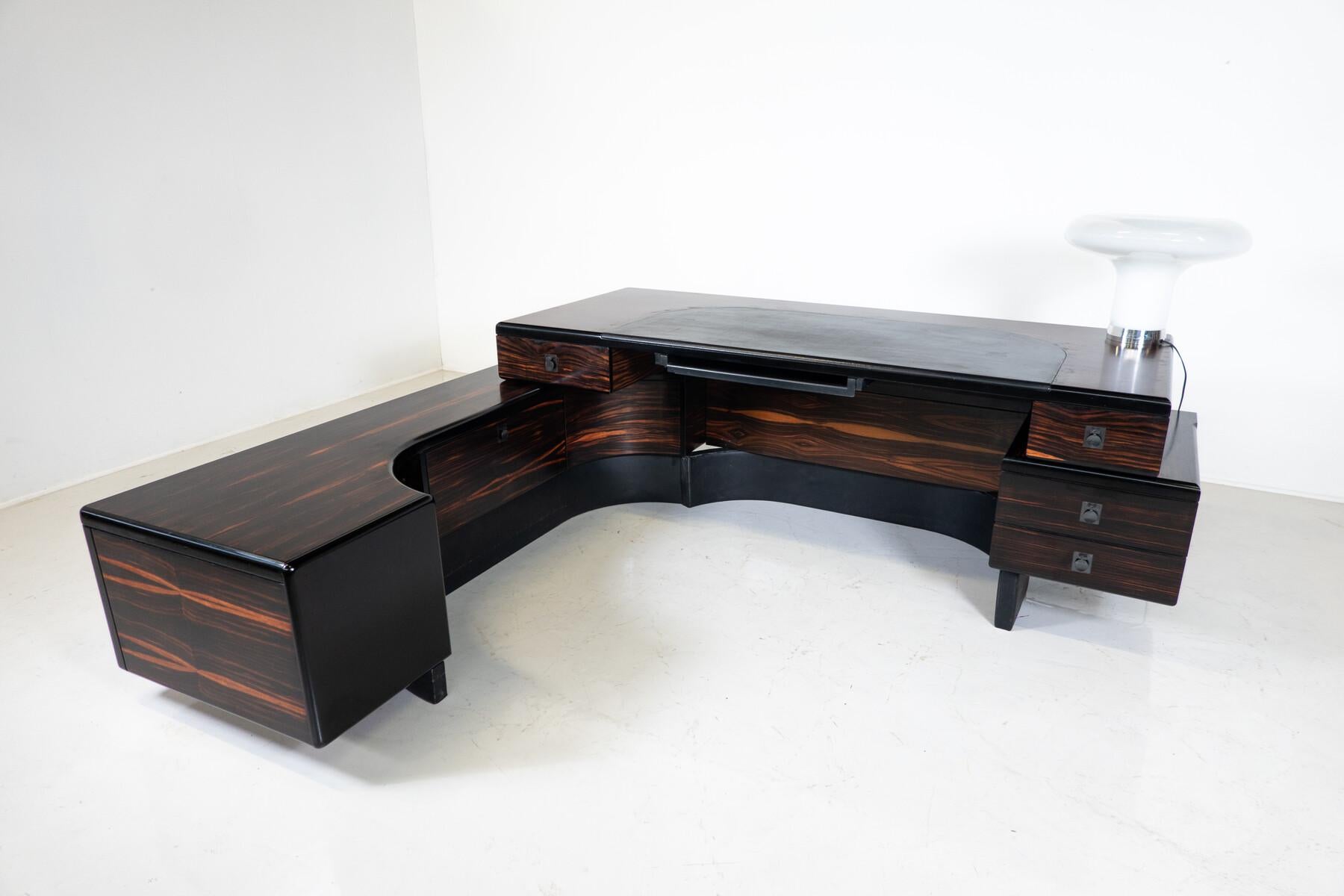 Metà XX secolo Scrivania direzionale in legno di Fabio Lenci per Bernini, Italia, 1960 in vendita