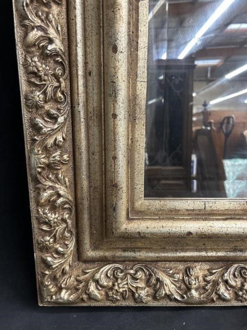 Miroir biseauté à grand cadre du milieu du siècle Bon état - En vente à Pasadena, CA