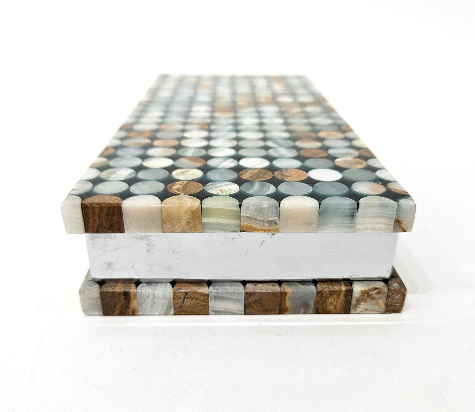 Caja grande de intarsia de piedra dura de ónice de mediados de siglo, italiana, c. 1970 en venta 1