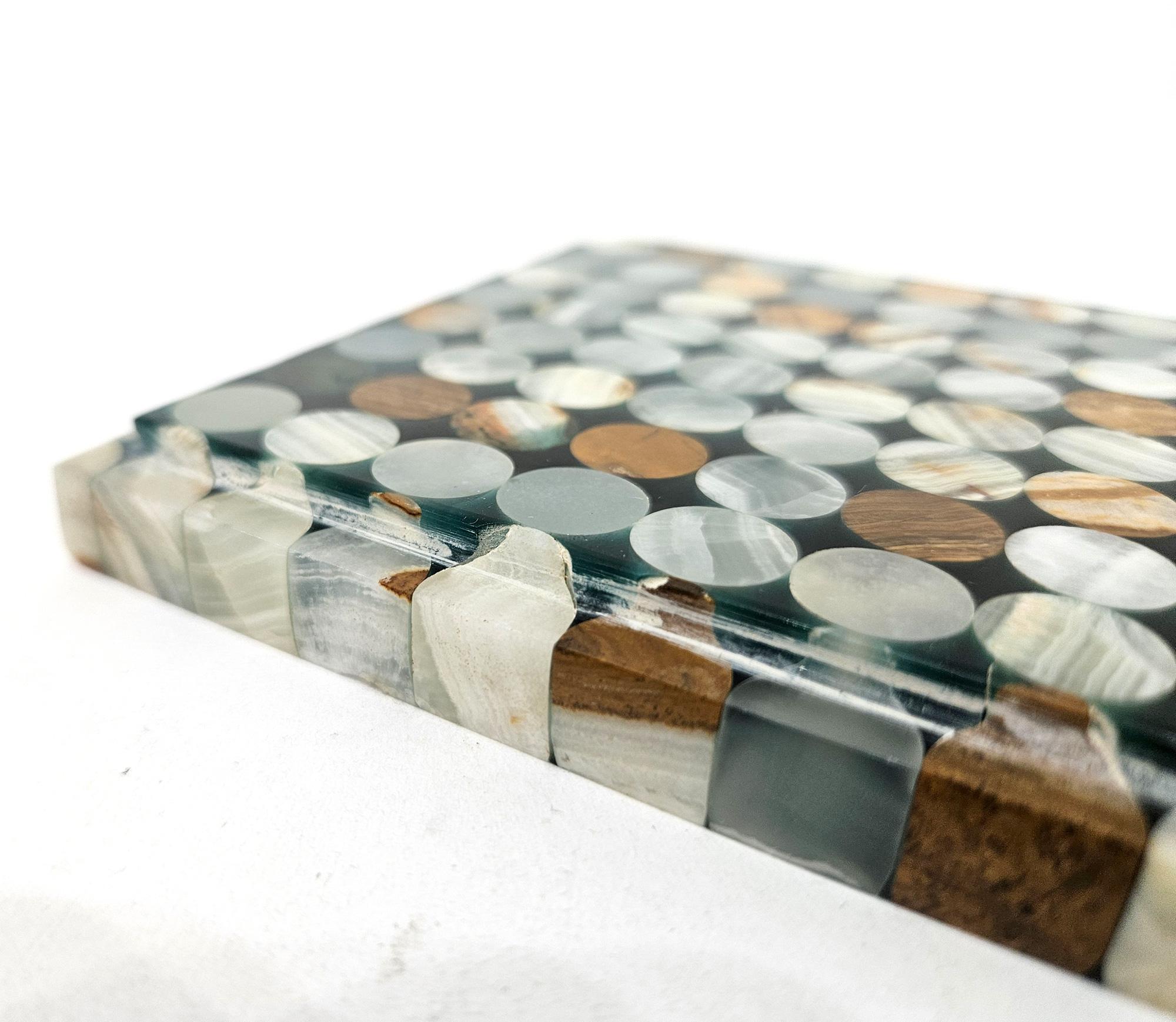 Caja grande de intarsia de piedra dura de ónice de mediados de siglo, italiana, c. 1970 en venta 2