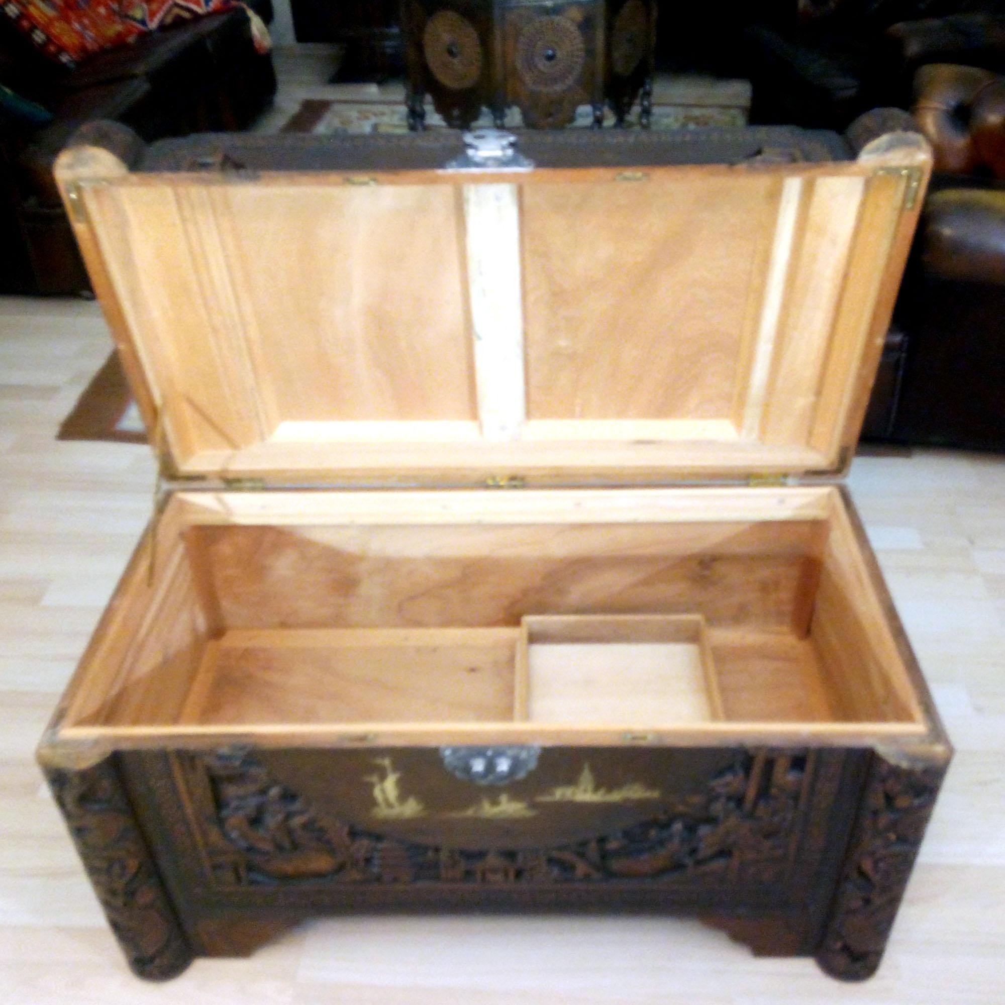 Mid-Century Large Oriental Camphor Wood Chest, Trunk, China, 1940s 9