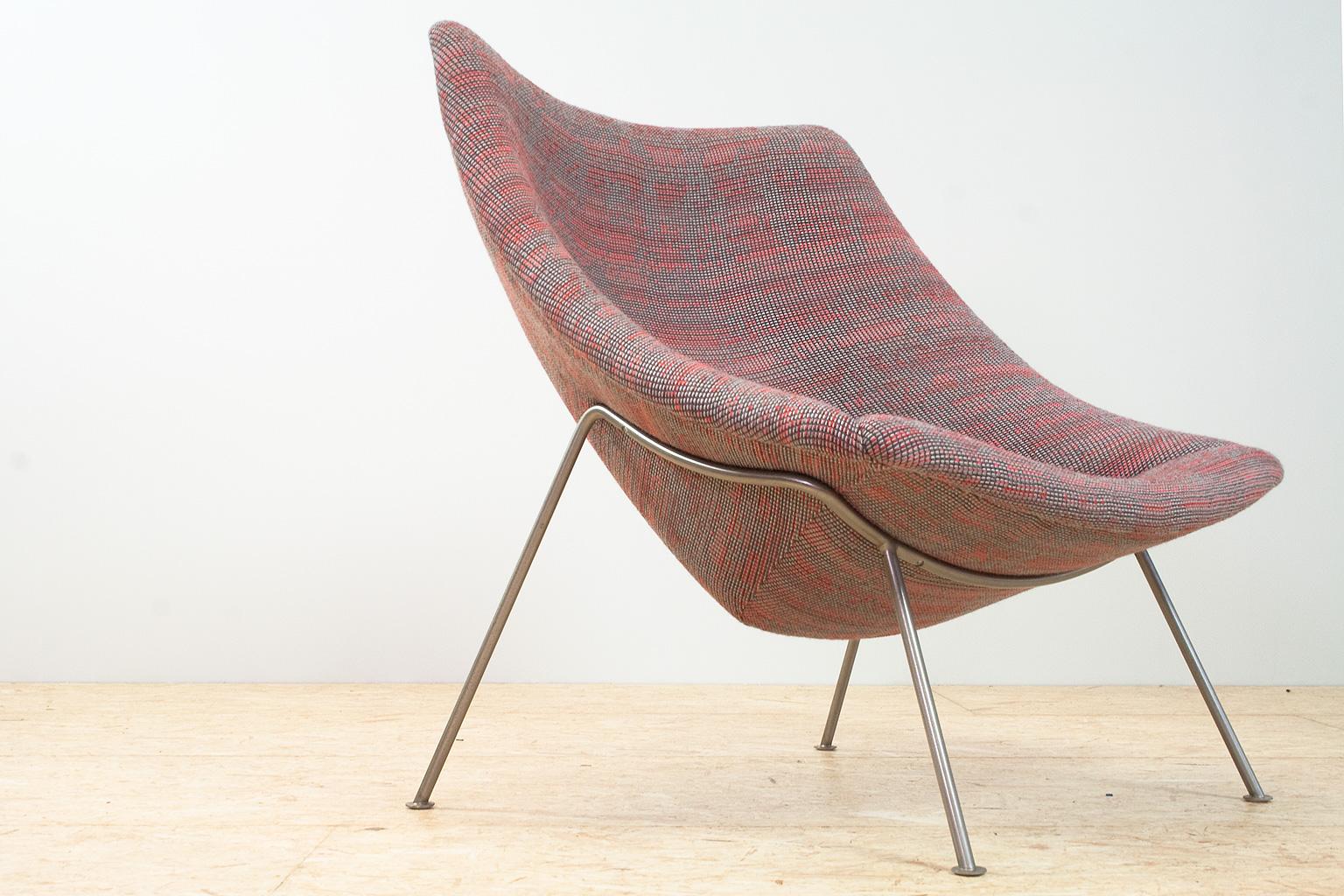 Midcentury Large Oyster Lounge Chair by Pierre Paulin in Grey Red Nevada, 1960s For Sale 2