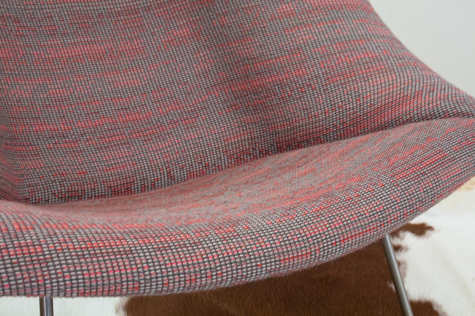 Mid-20th Century Midcentury Large Oyster Lounge Chair by Pierre Paulin in Grey Red Nevada, 1960s For Sale