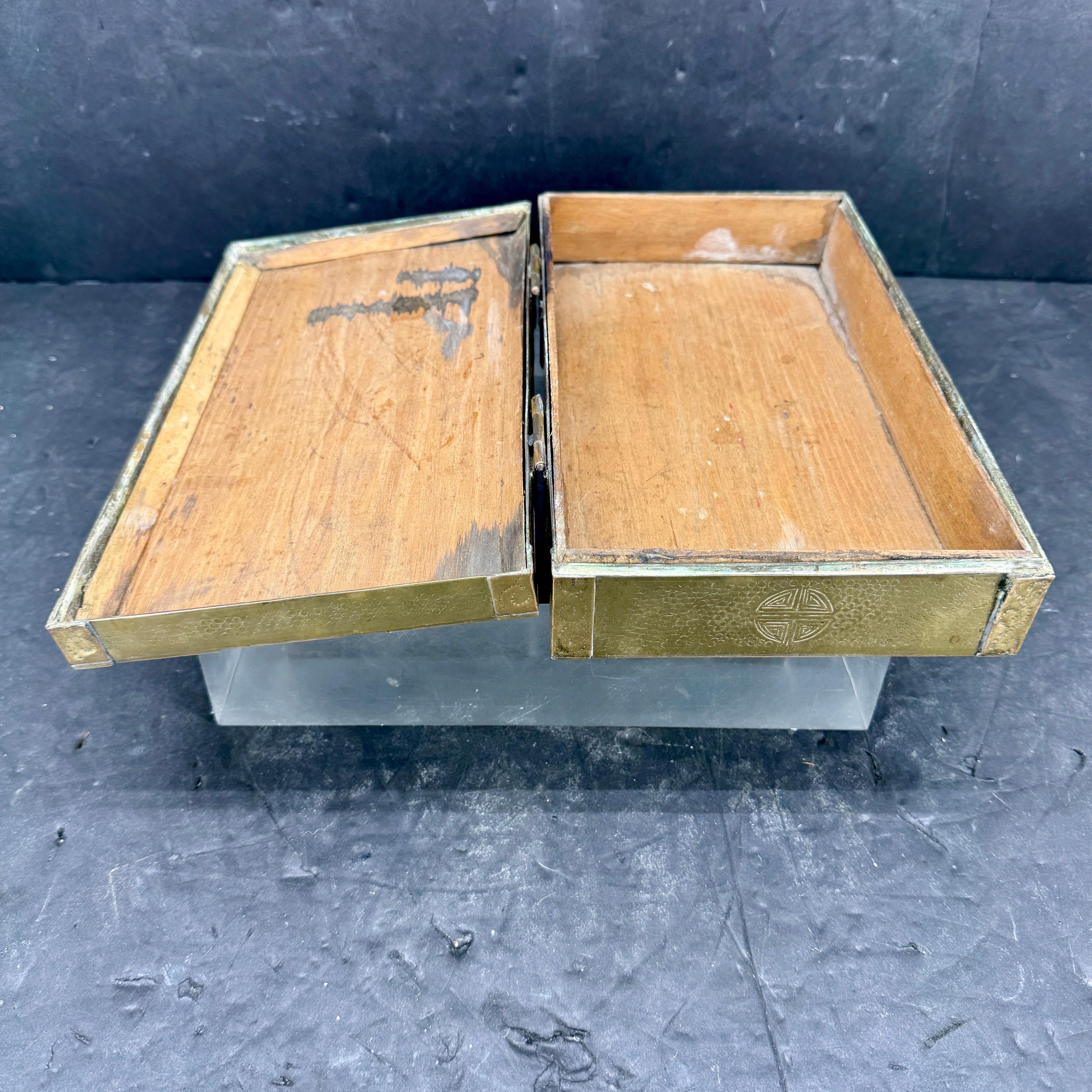 Mid-Century Large Rectangular Brass Jewelry Box, 1950er Jahre im Angebot 8