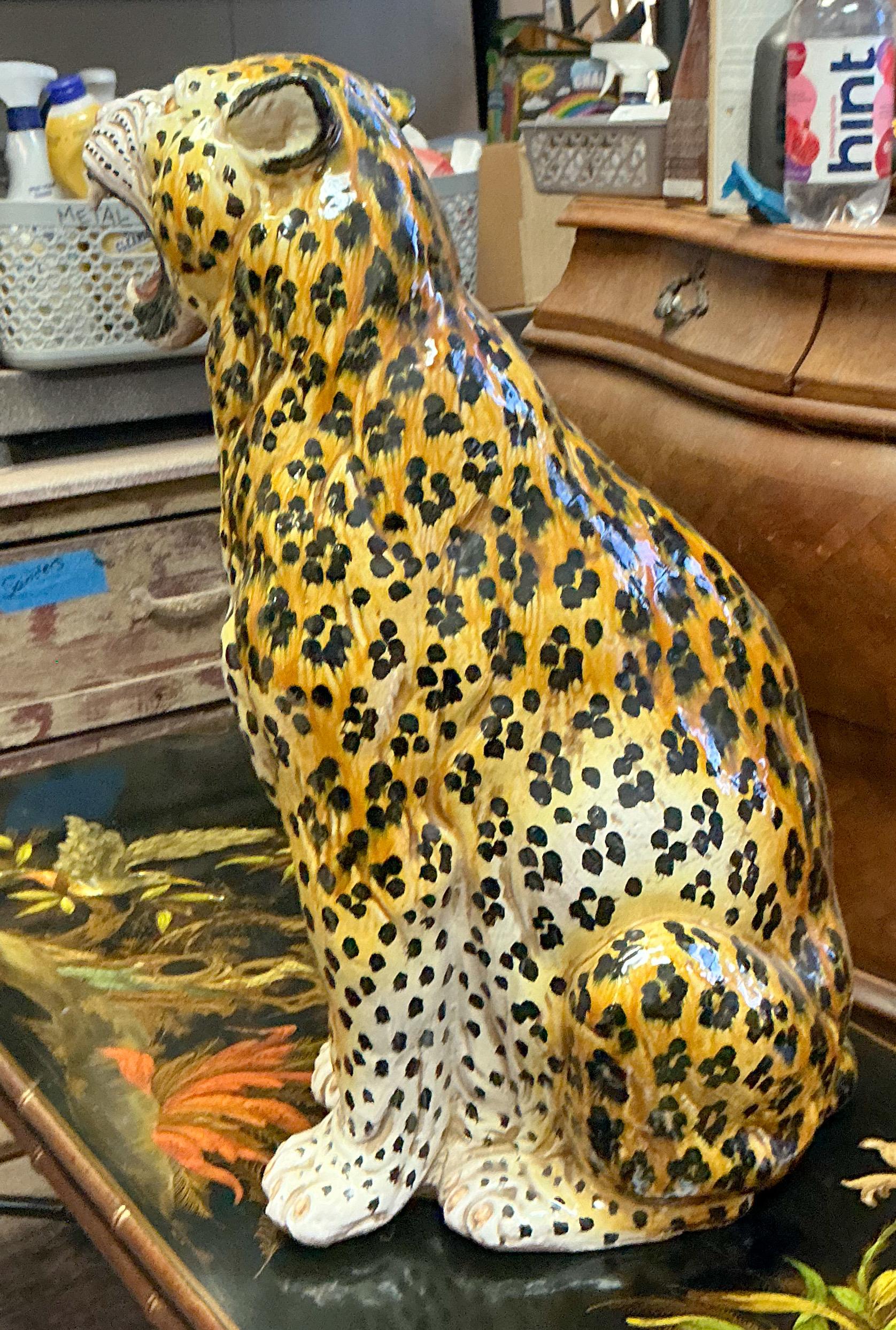 Mid-Century Large Scale Hollywood Regency  Italian Terracotta Seated Leaopard In Good Condition For Sale In Kennesaw, GA