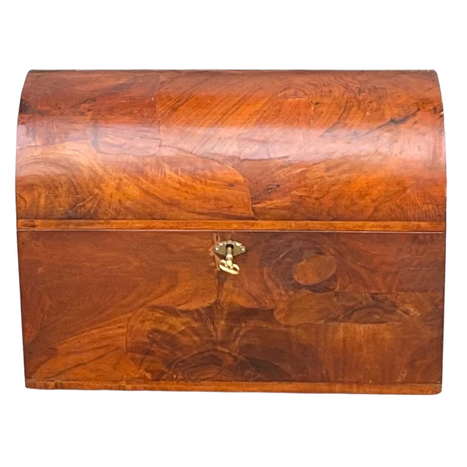 Mid-Century Large Scale Neo-Classical Style Domed Burlwood Italian Box For Sale 1